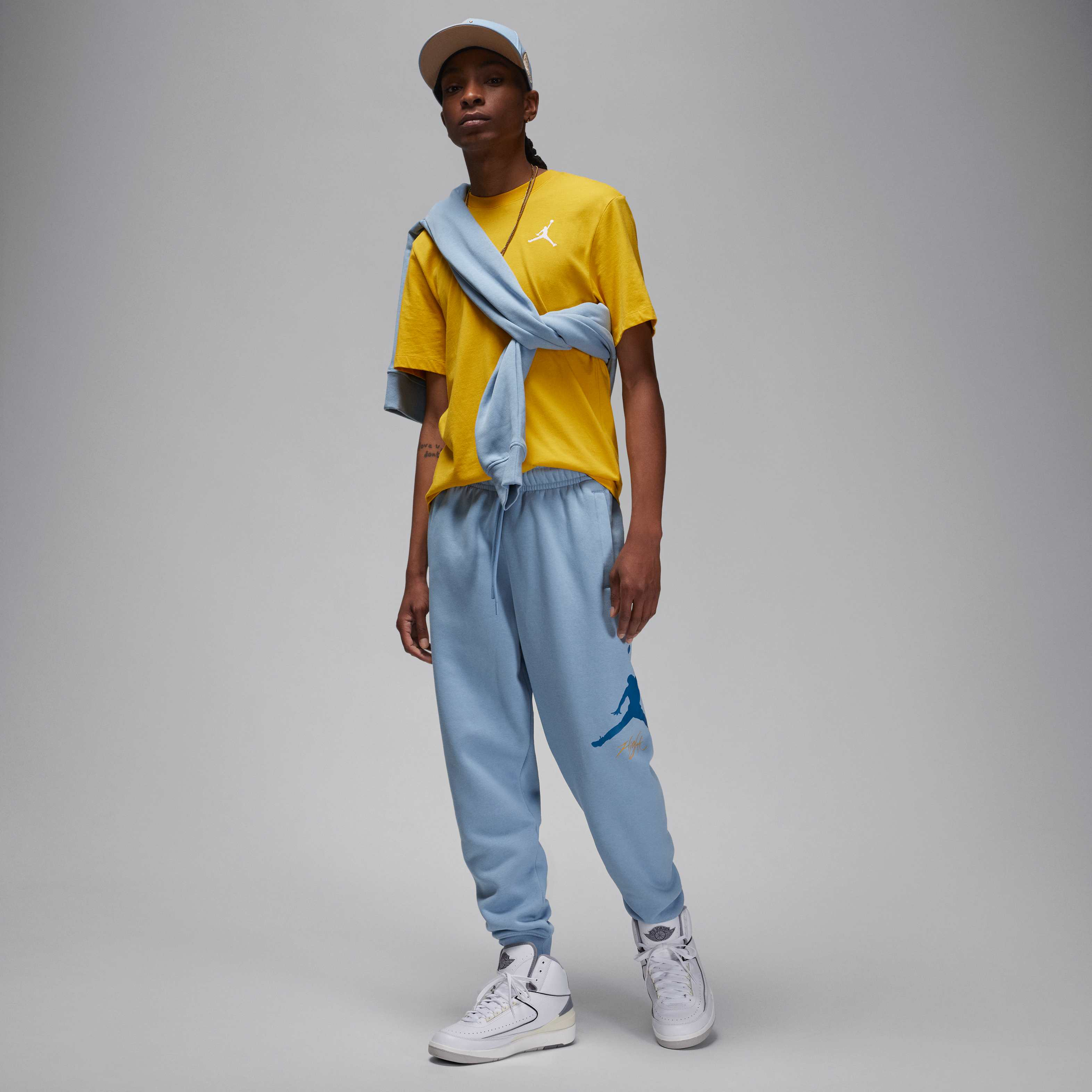 Jordan Essentials image number 6