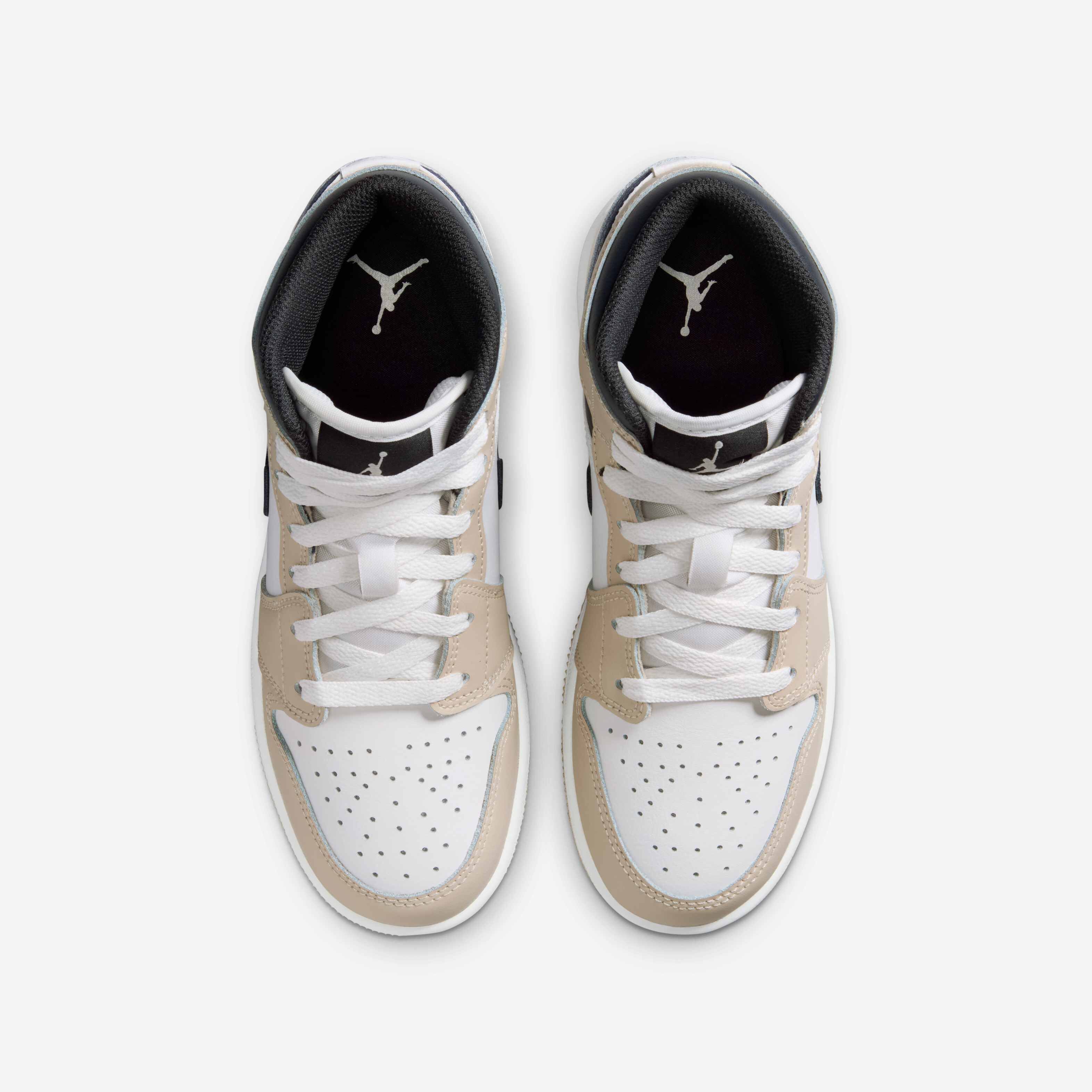 اير جوردن 1 ميد image number 3