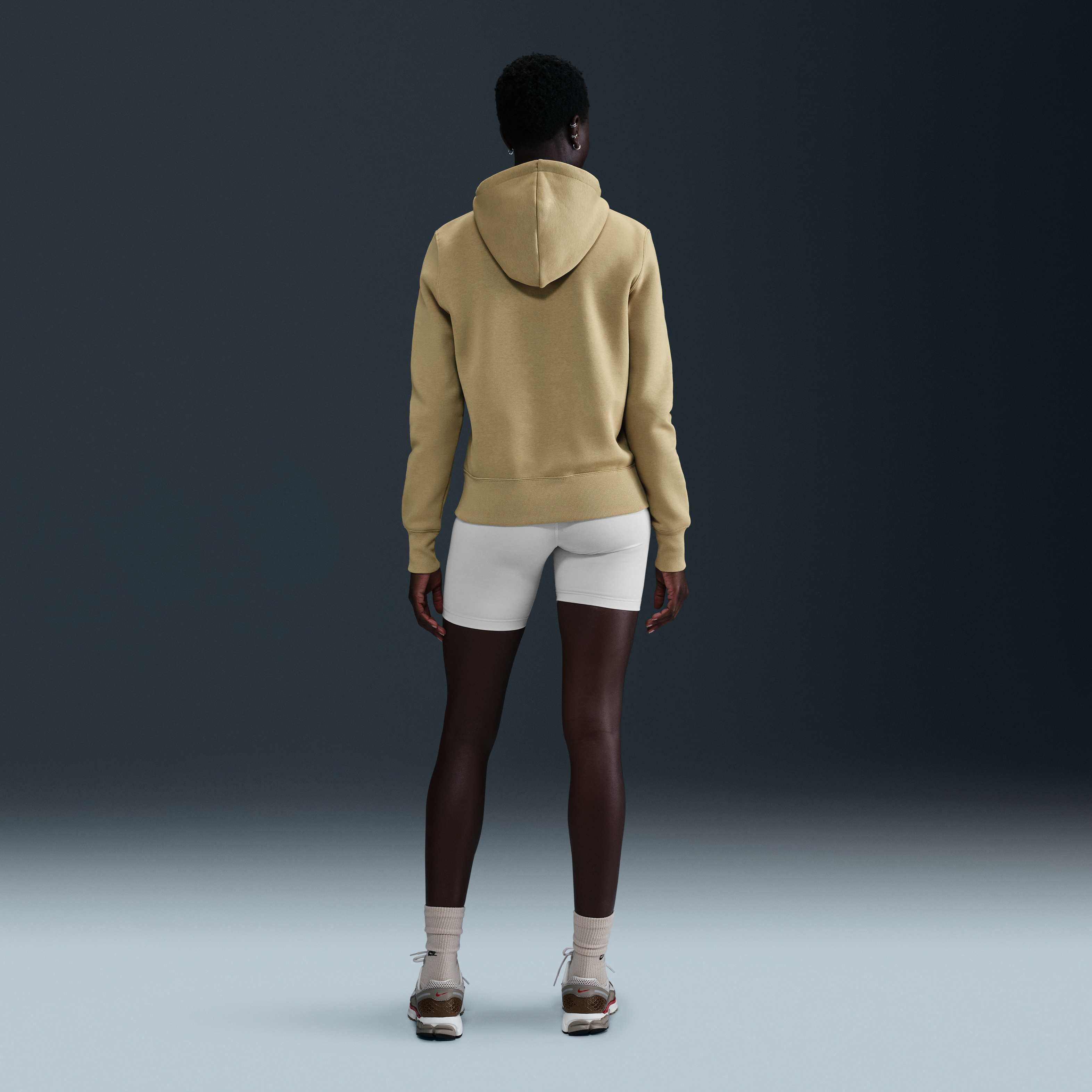 نايكي سبورتسوير فينيكس فليس image number 4