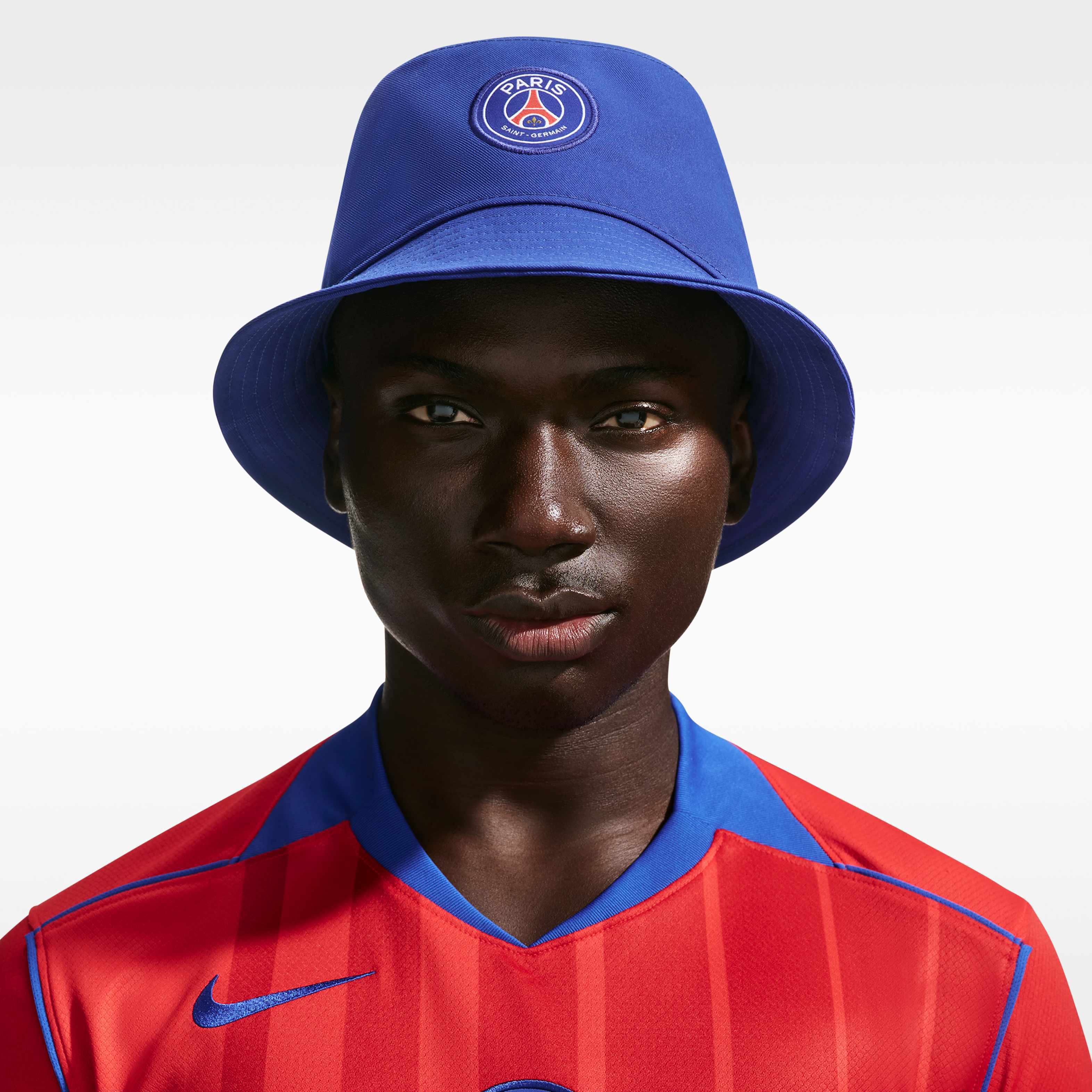 Paris Saint-Germain 2026/27 image number 2