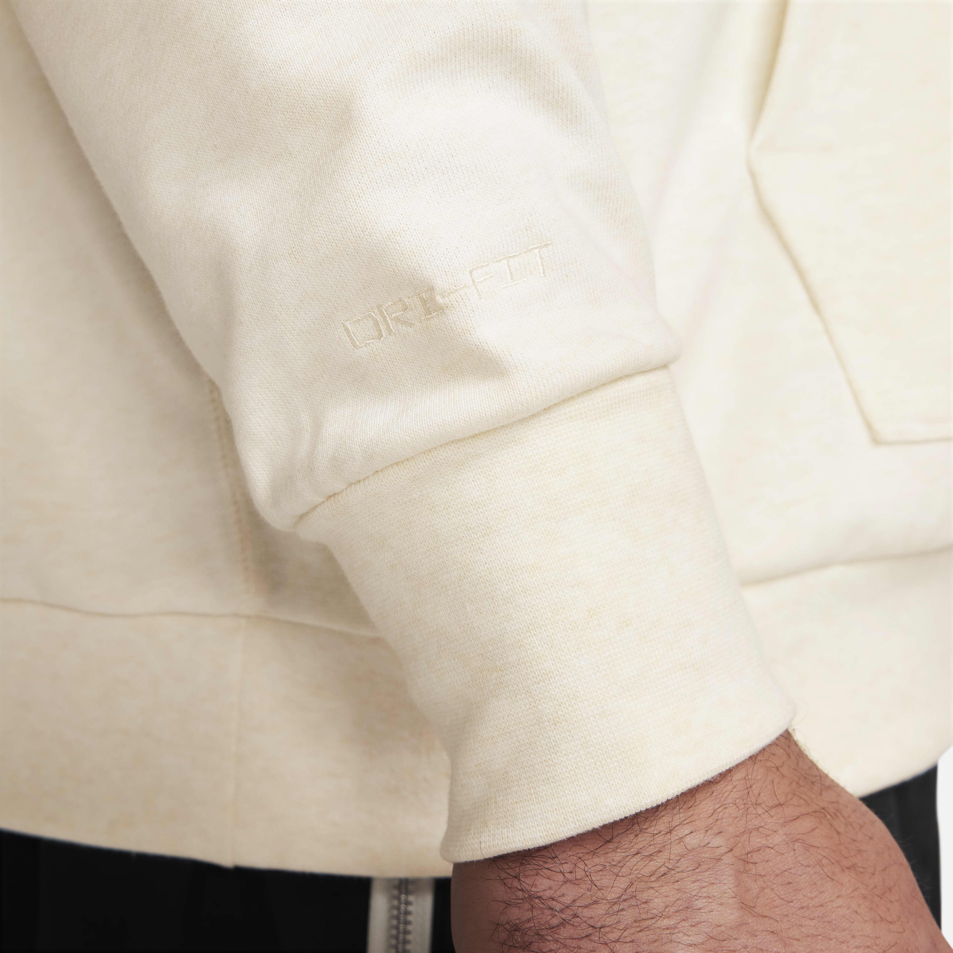 نايكي دراي-فِت ستاندرد ايشيو image number 14