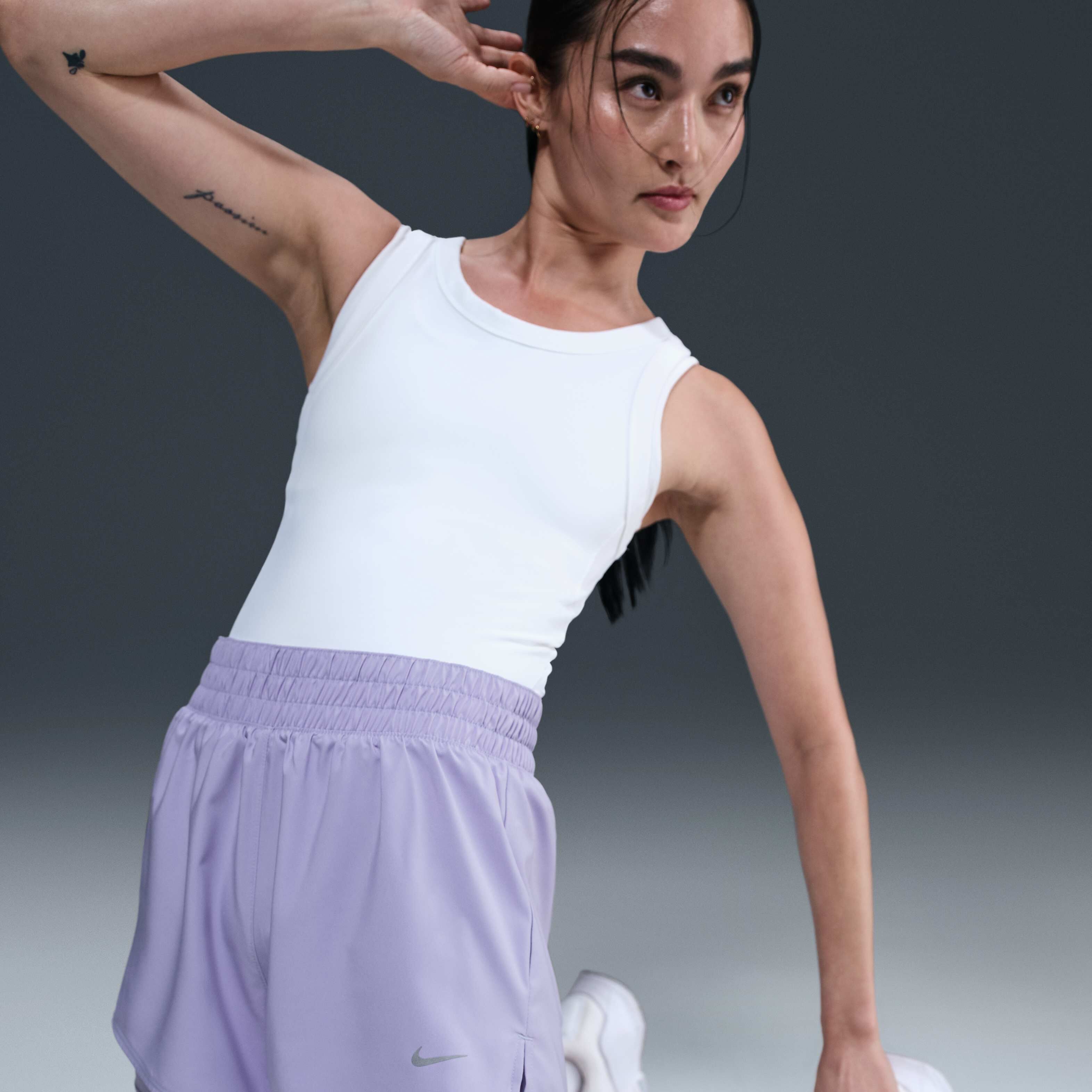 Nike One image number 4