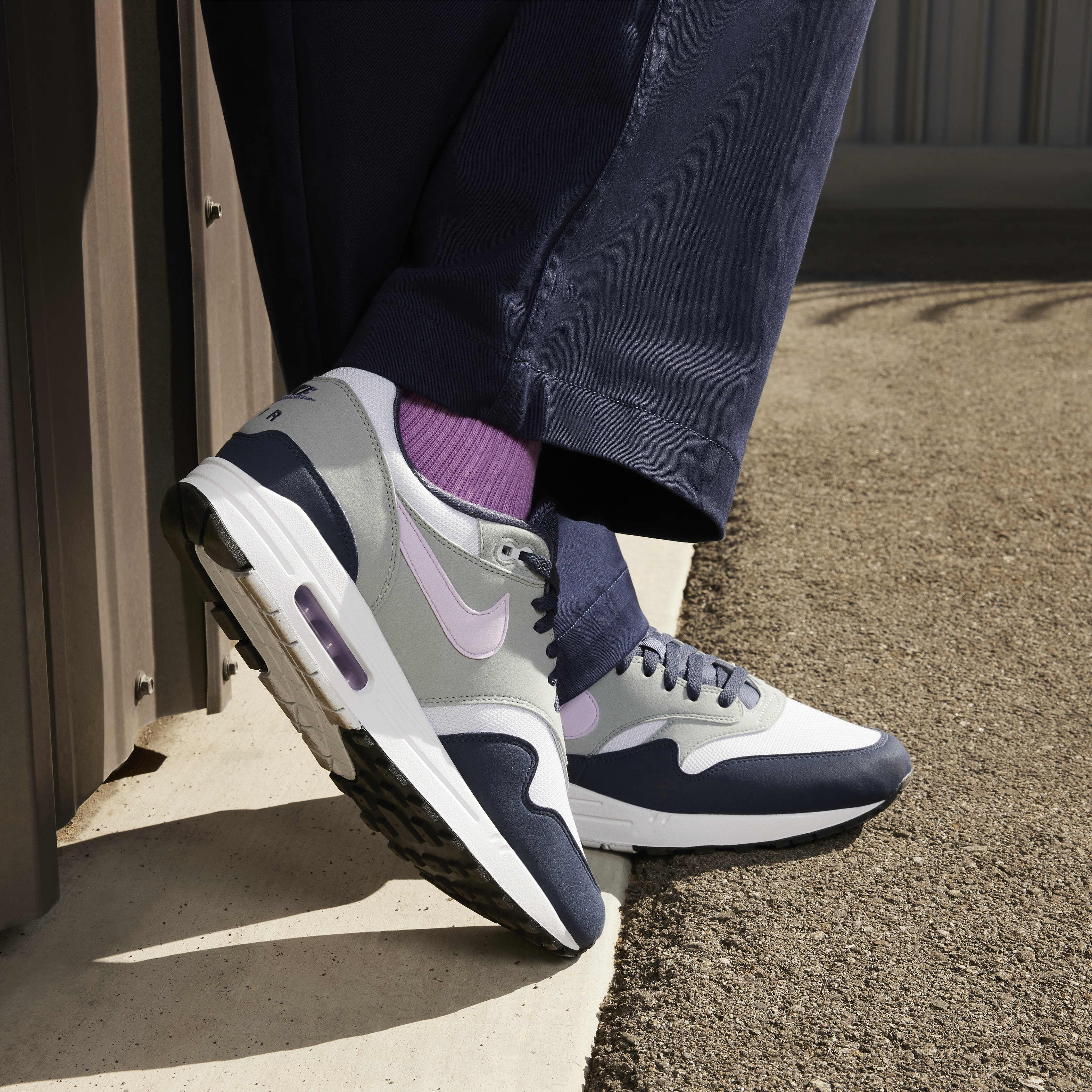Navy blue air max 1 clearance