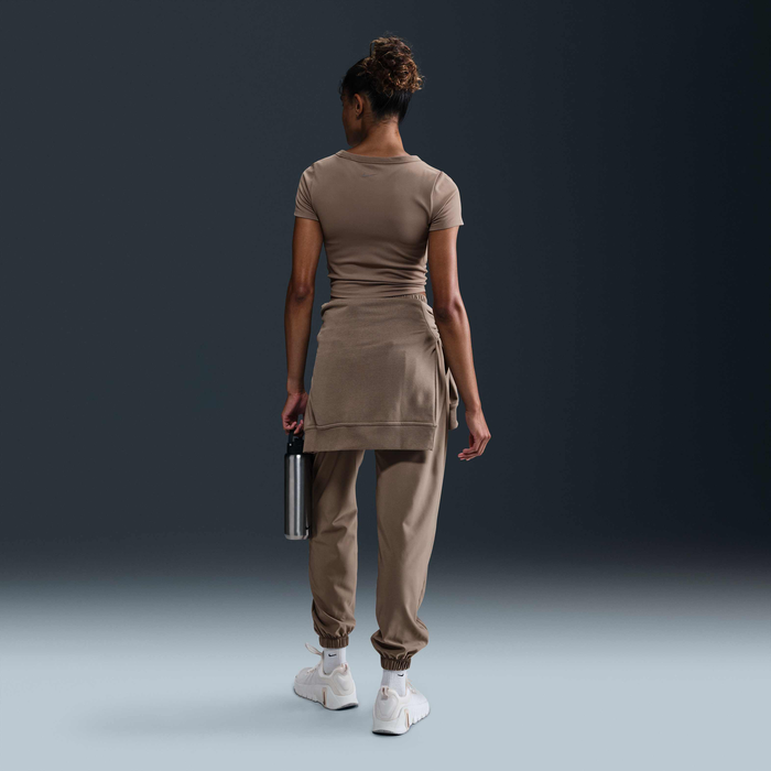 نايكي ون فيتد image number 4 نايكي ون فيتد image number 4