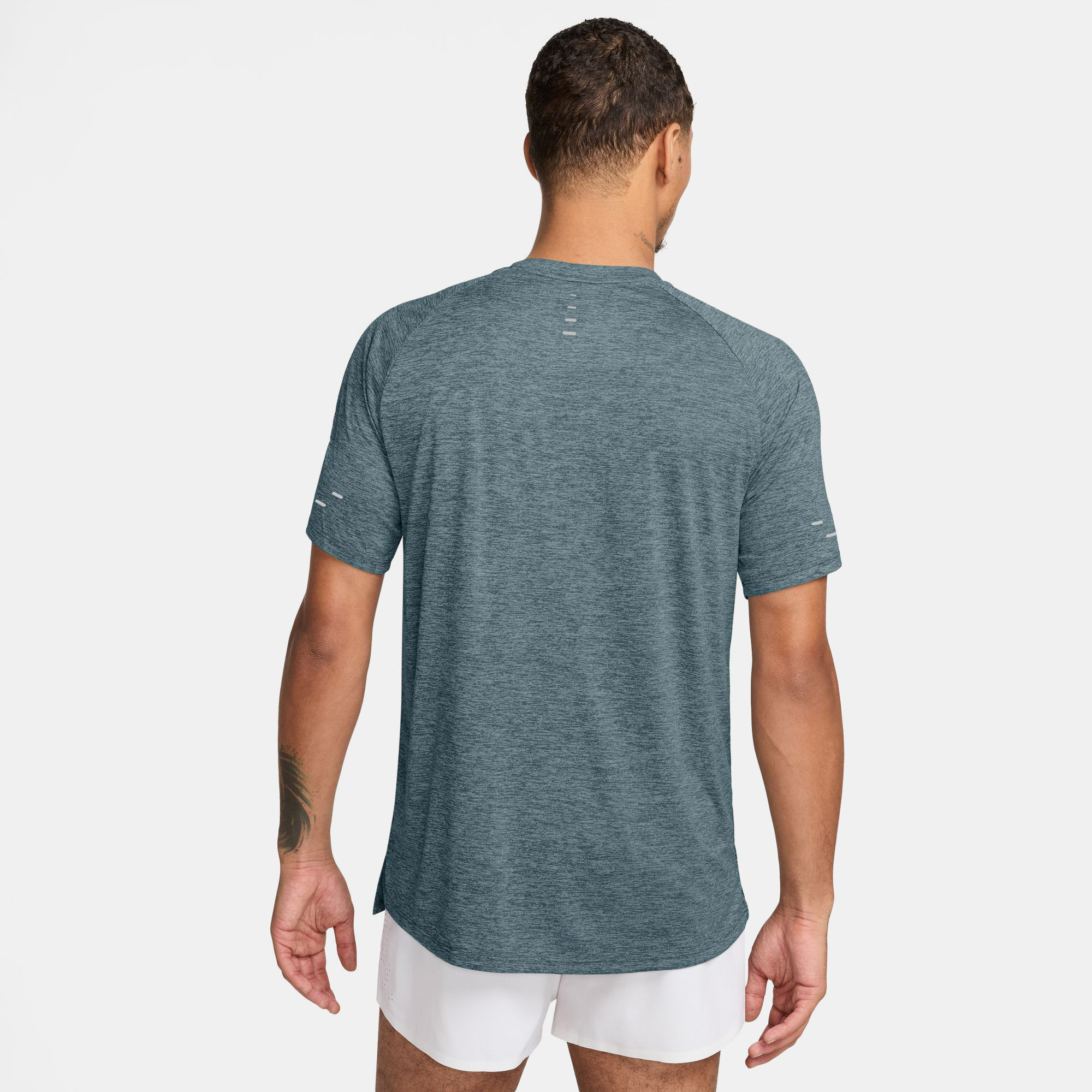 Nike Stride image number 1