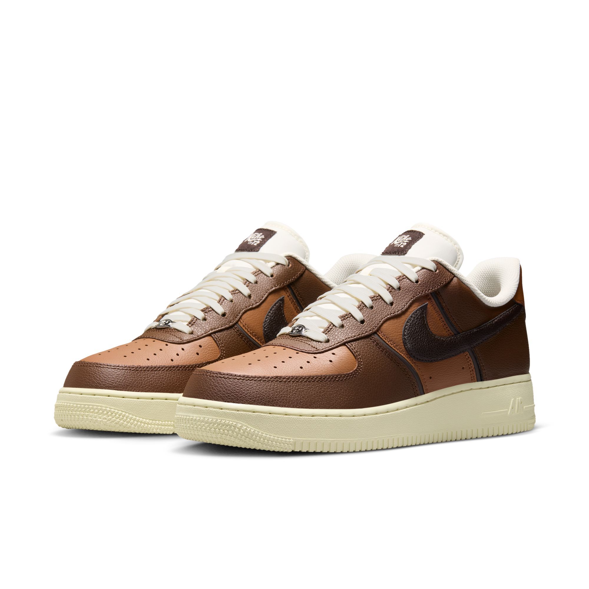 Nike Air Force 1 '07 LV8  image number 2