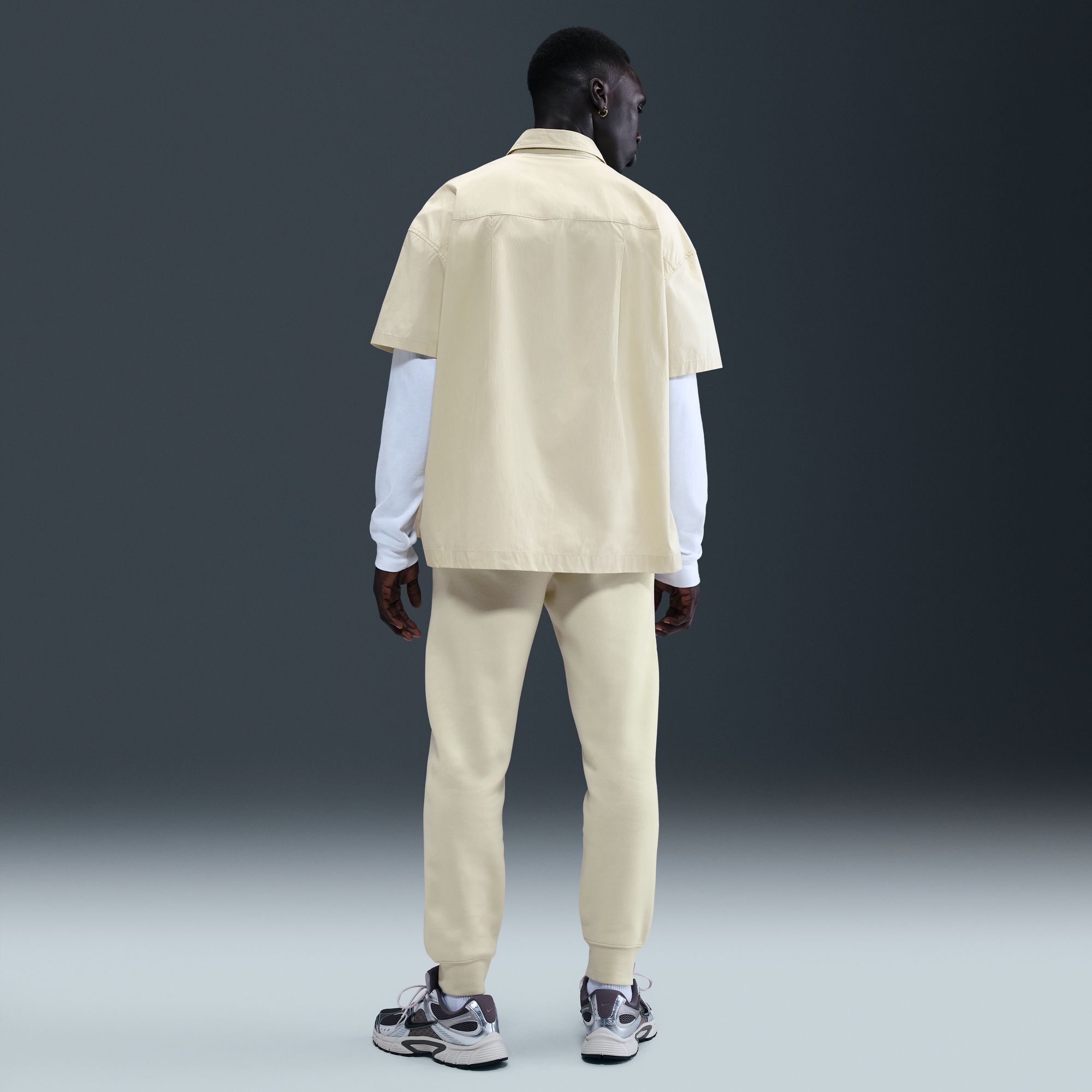 Zoom image