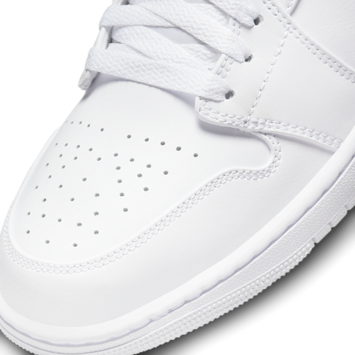 Basket nike air jordan top 1 mid