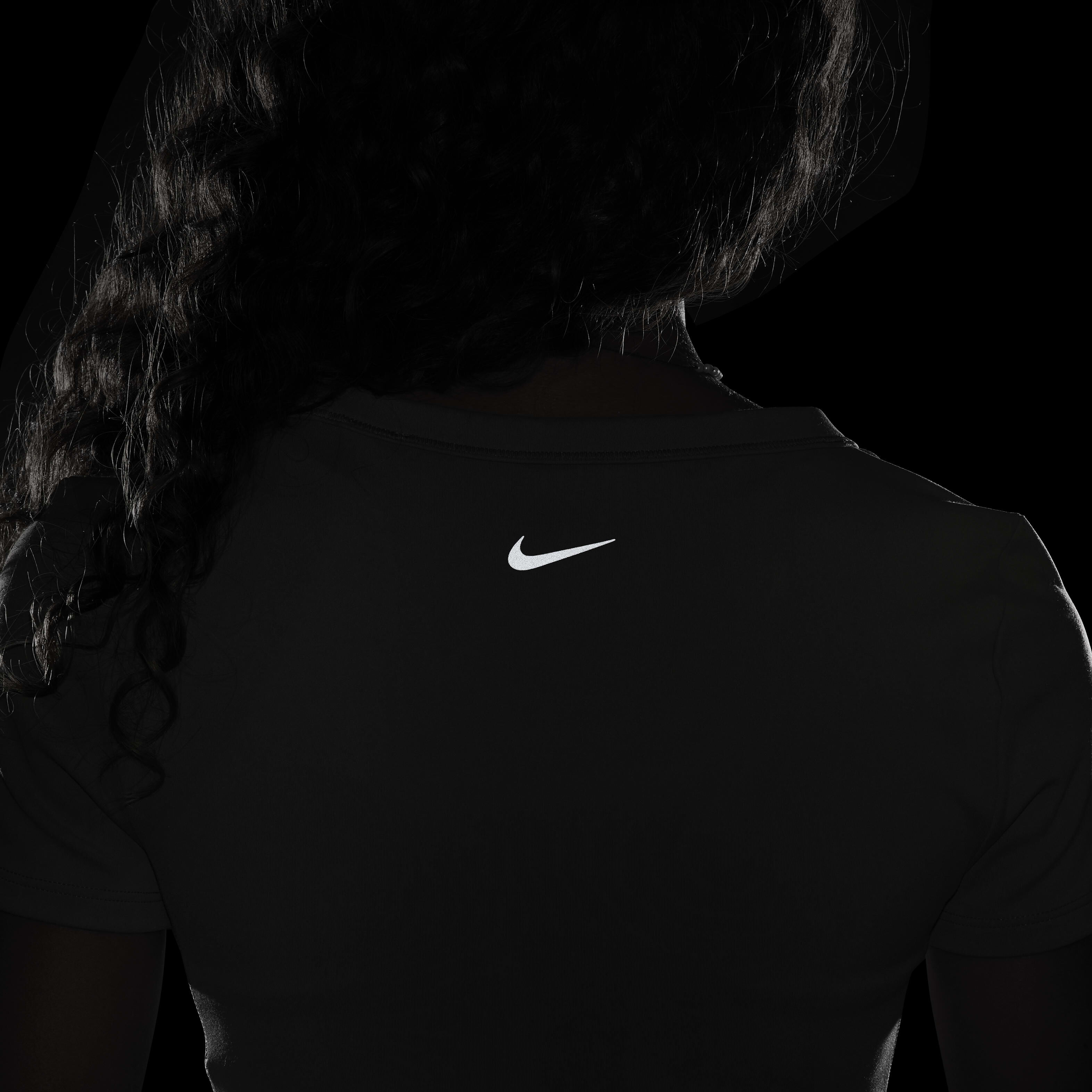 Nike One Fitted image number 6