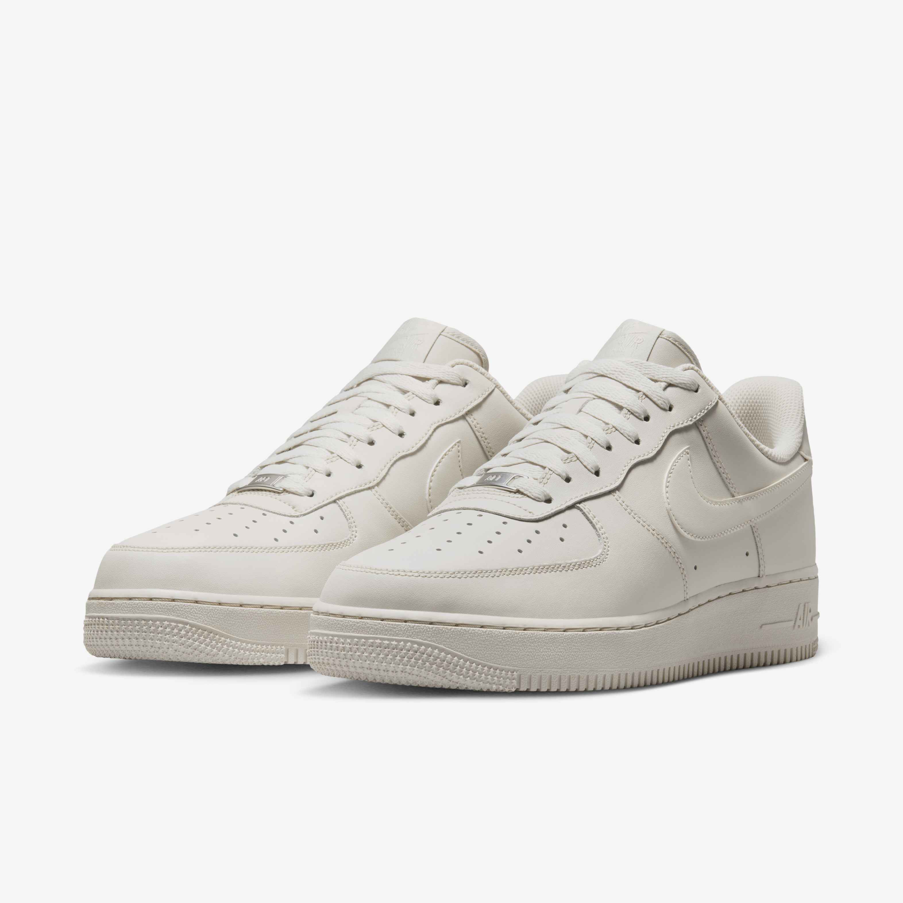 Nike Air Force 1 '07 image number 4