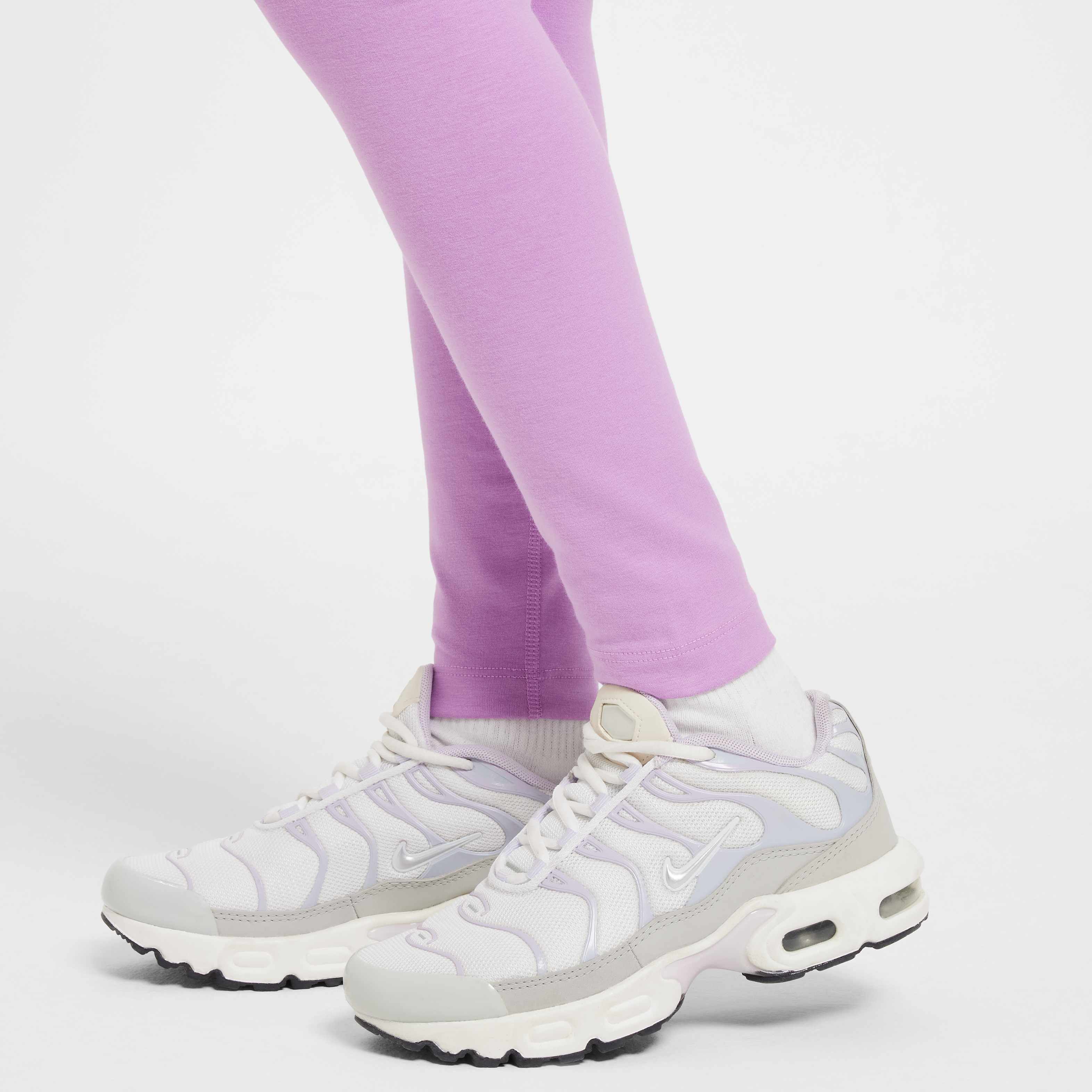 نايكي سبورتسوير كلاسيك image number 3