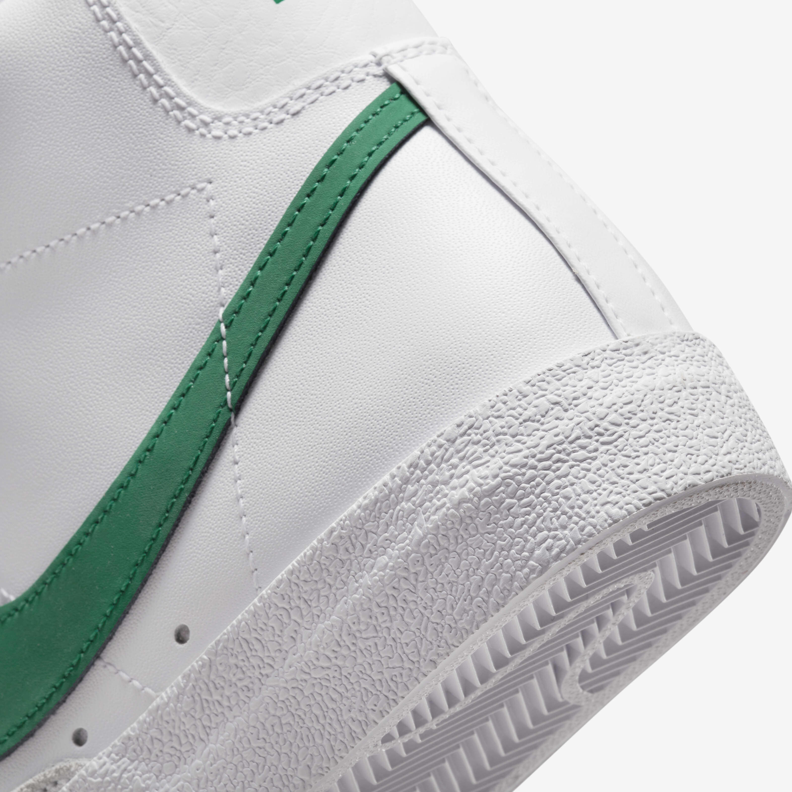 Nike Blazer Mid '77 image number 7