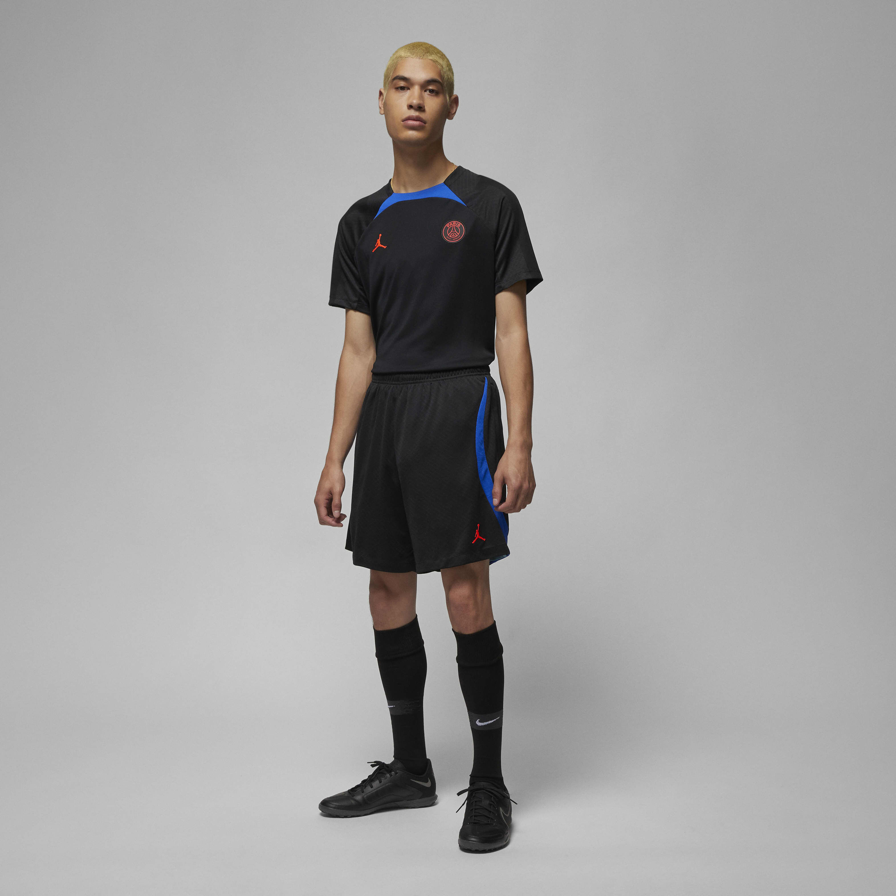 باريس سان جيرمان سترايك الاحتياطي image number 7