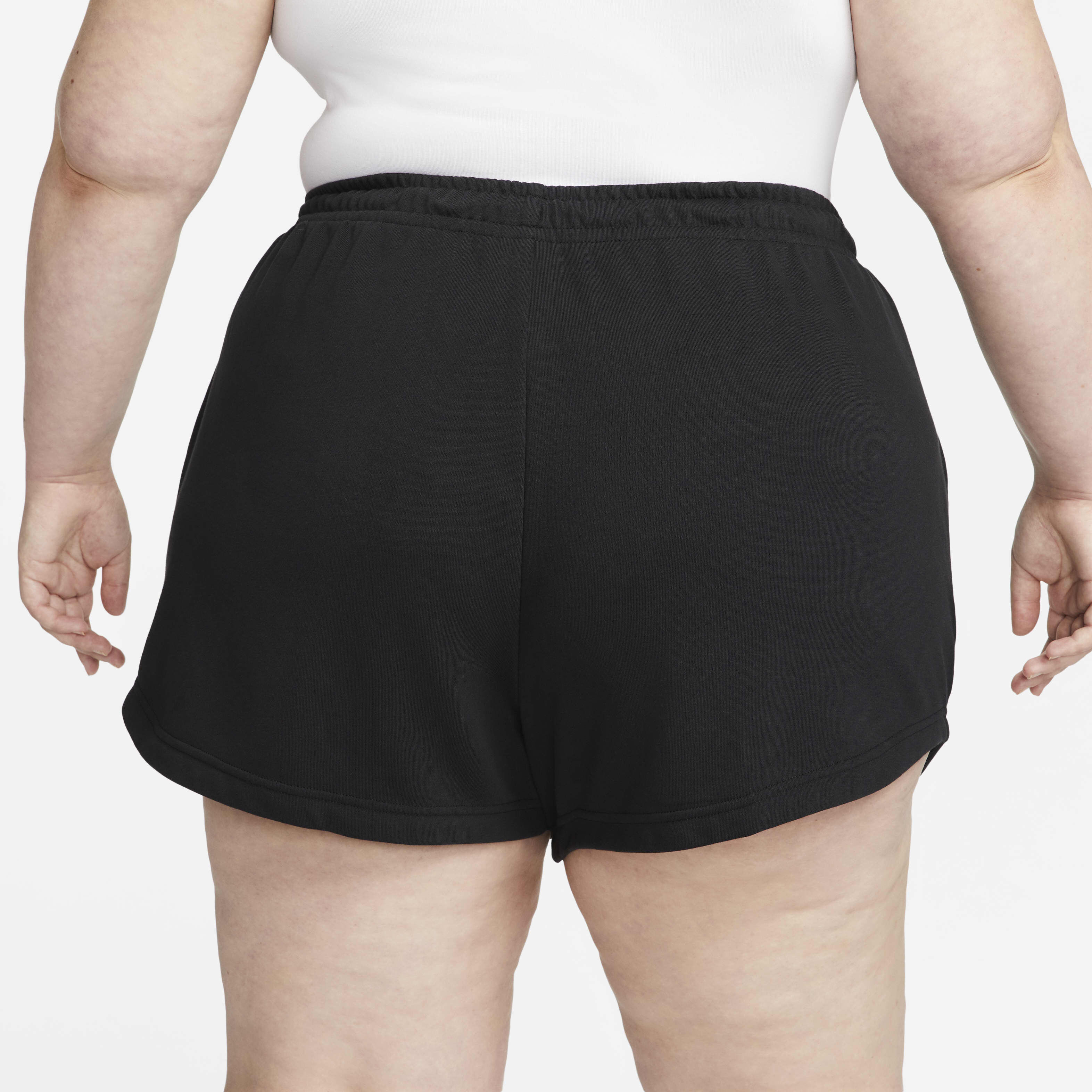 نايكي سبورتسوير image number 2