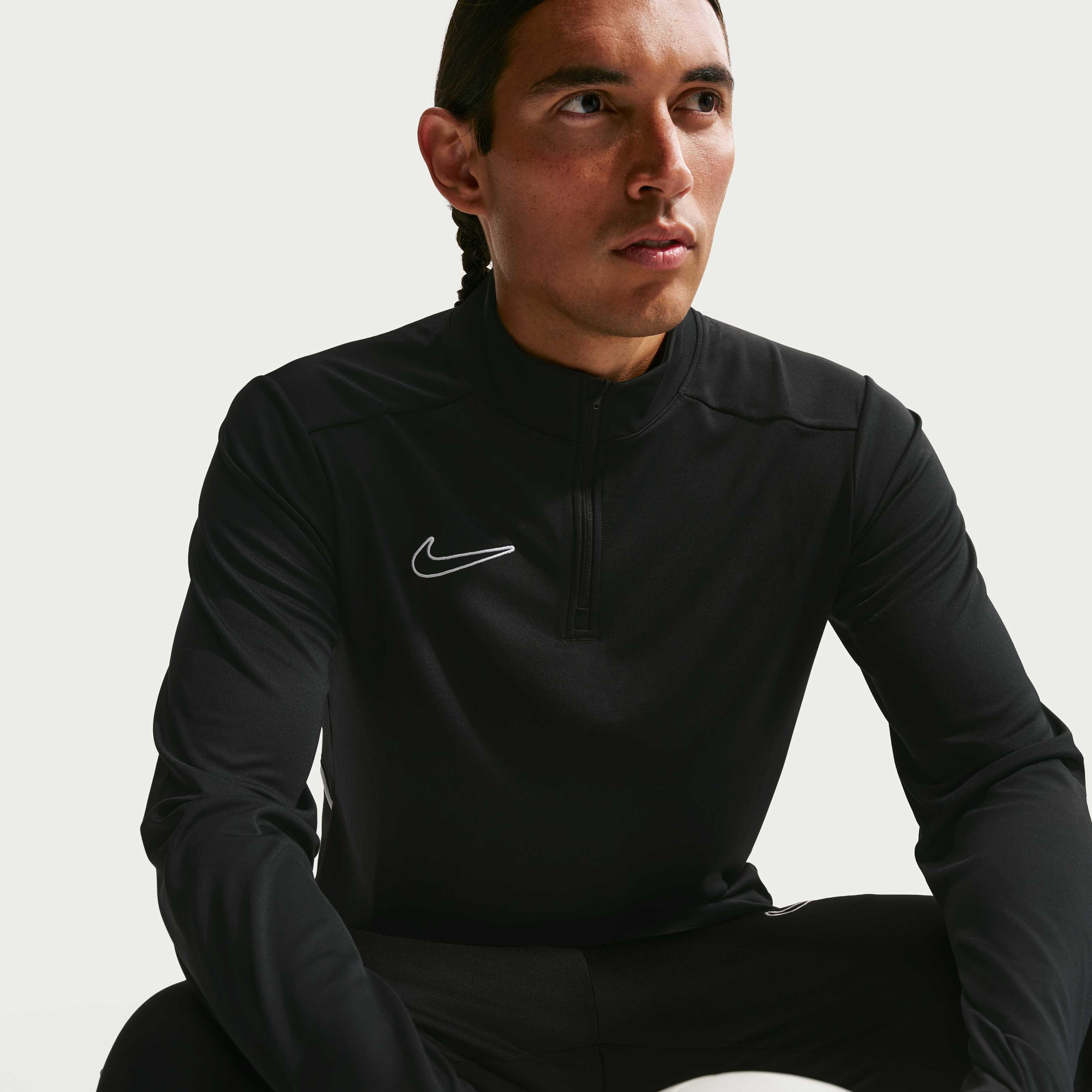Nike Academy image number 2