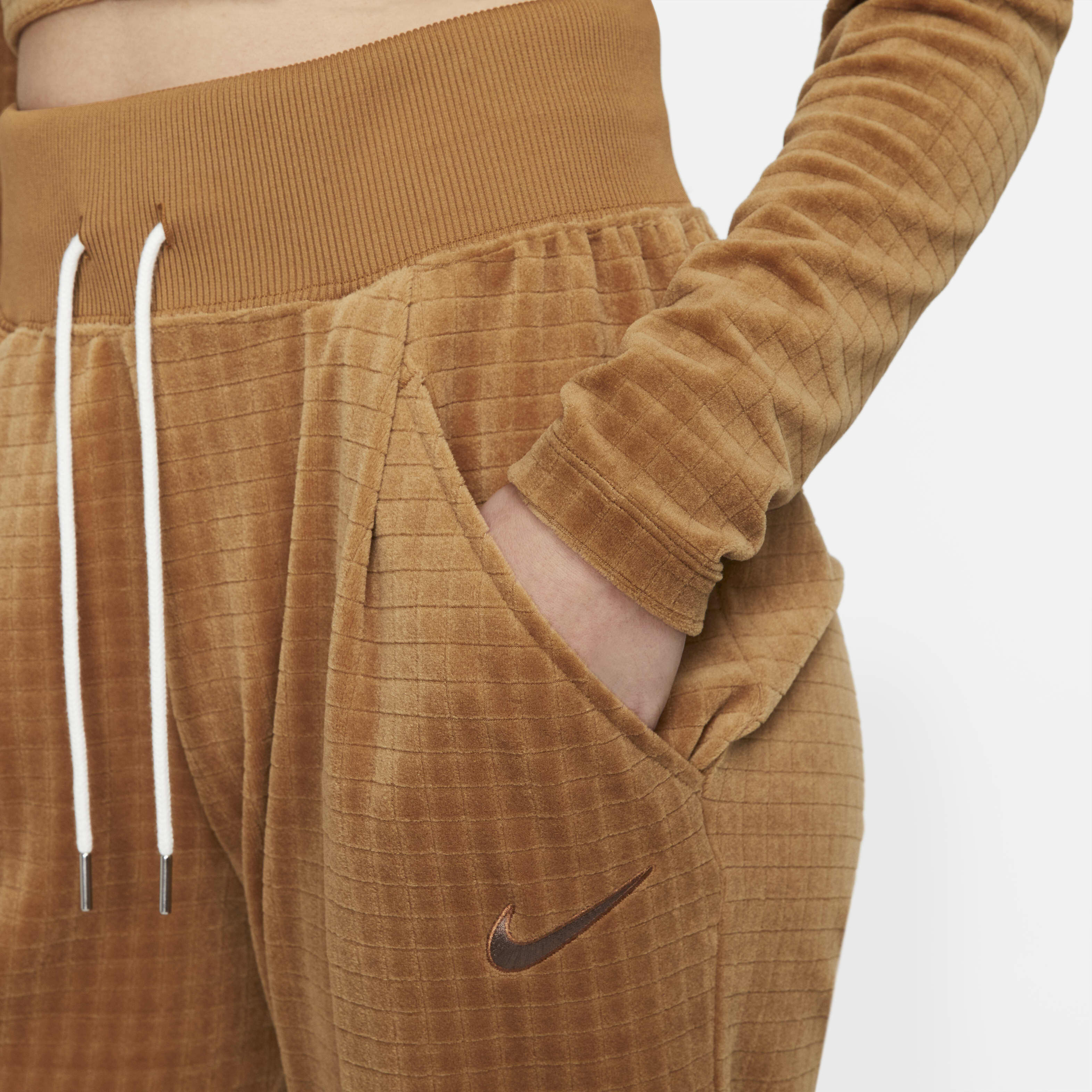 Nike Sportswear image number 2