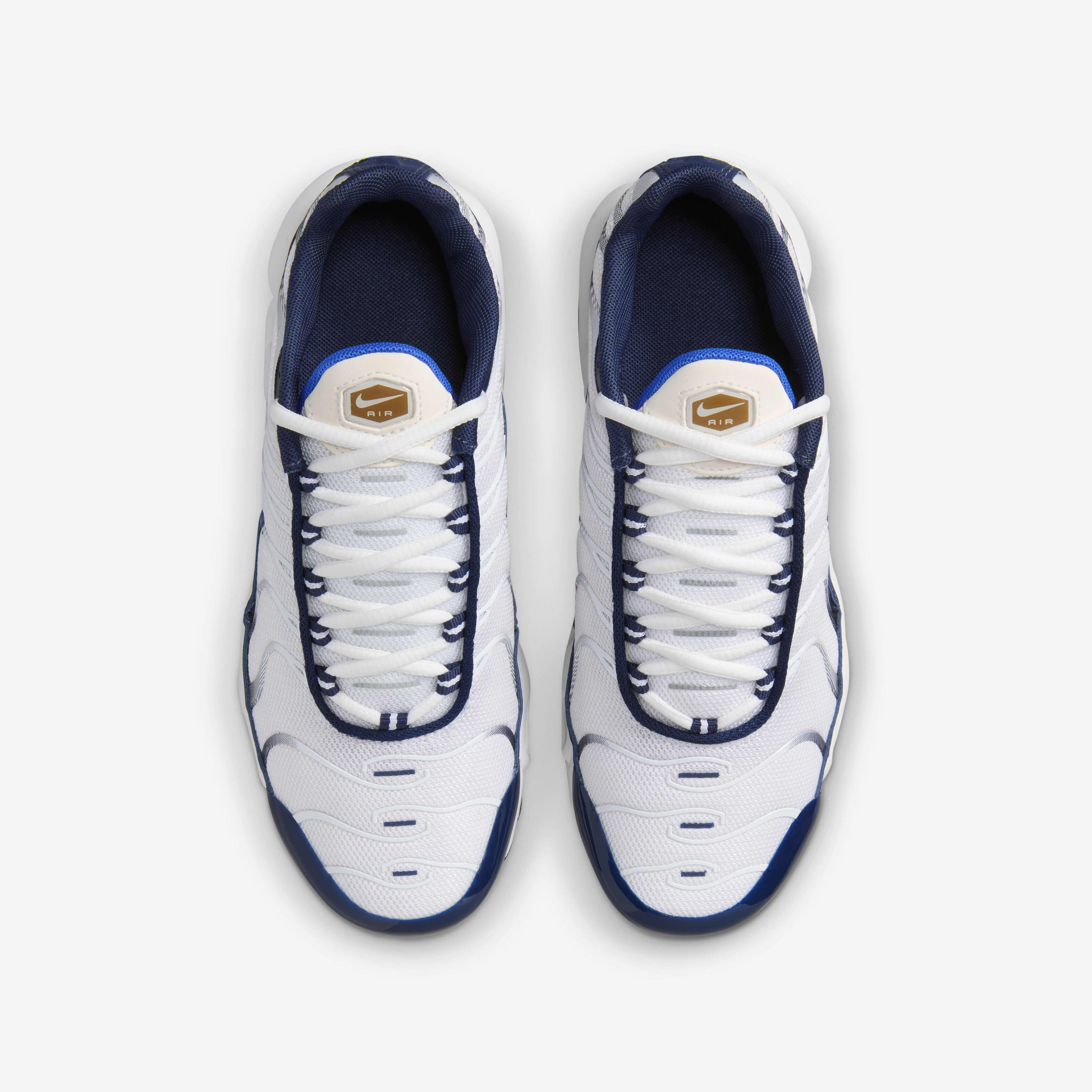 Nike Air Max Plus image number 3