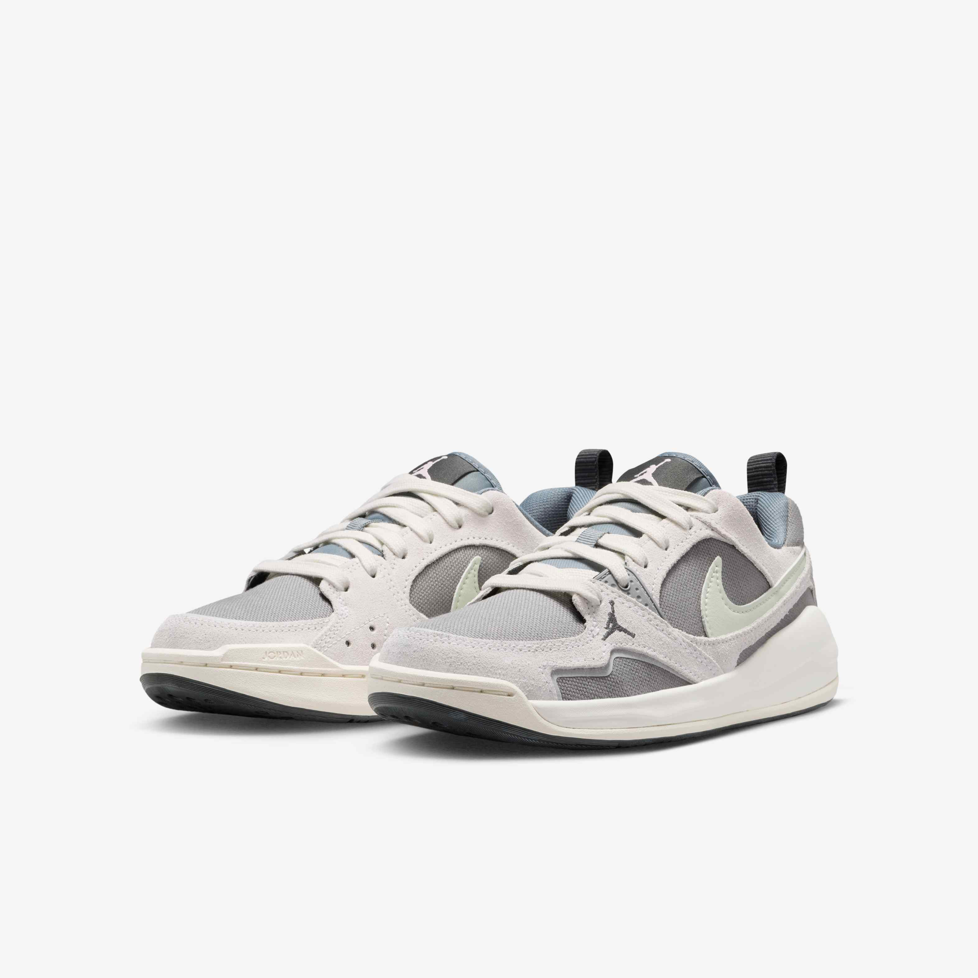 جوردن كمفرت ايرا image number 4