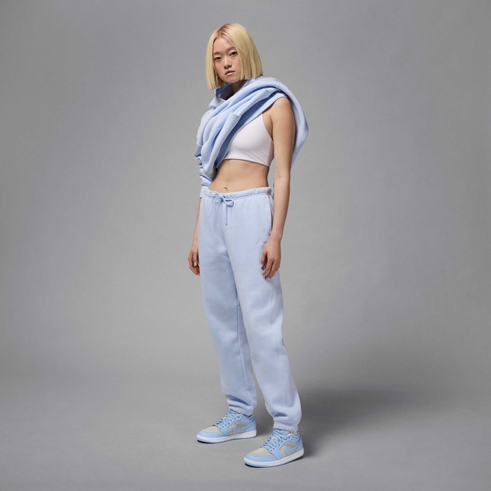 Air Jordan 1 Low image number 8 Air Jordan 1 Low image number 8