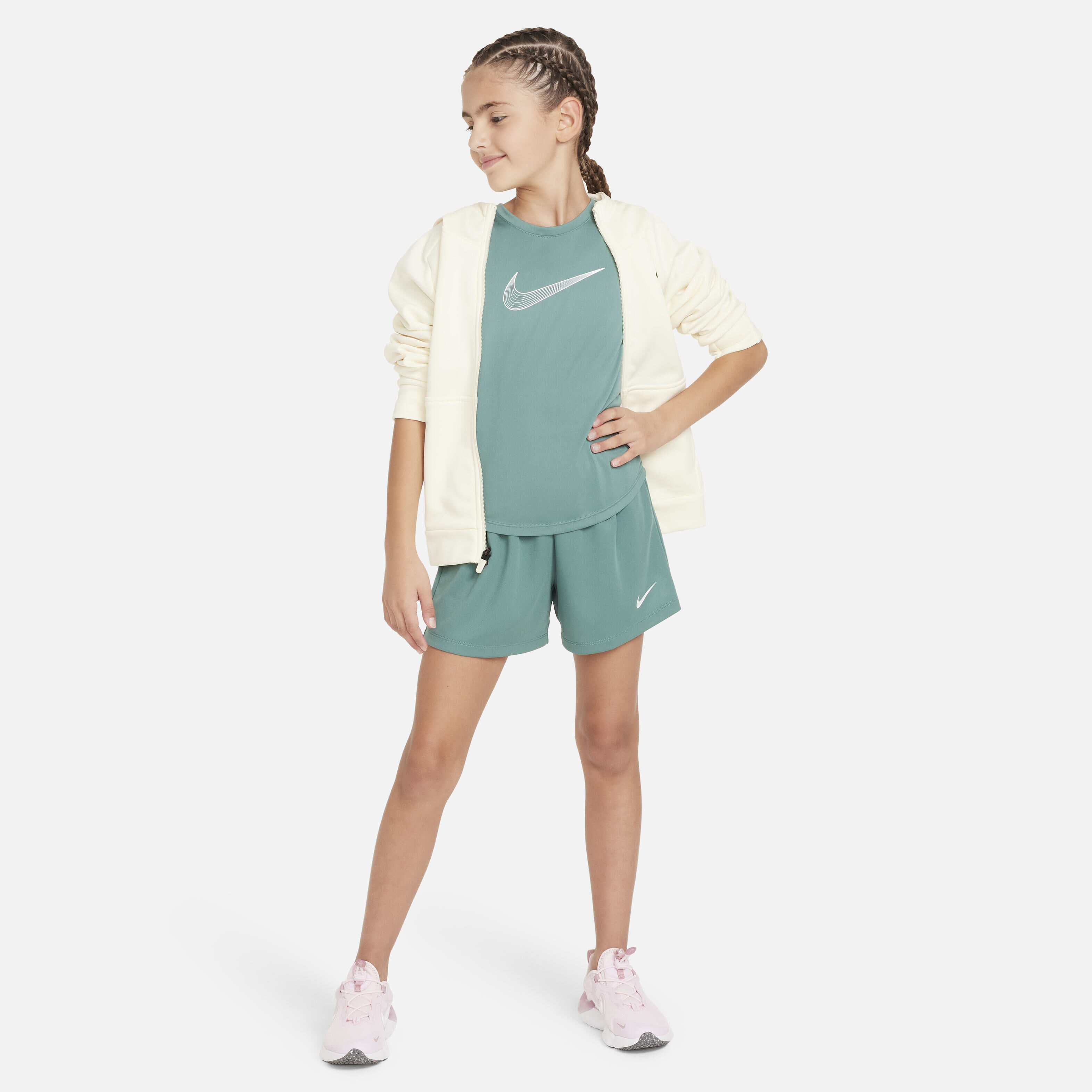 Nike Trophy image number 5