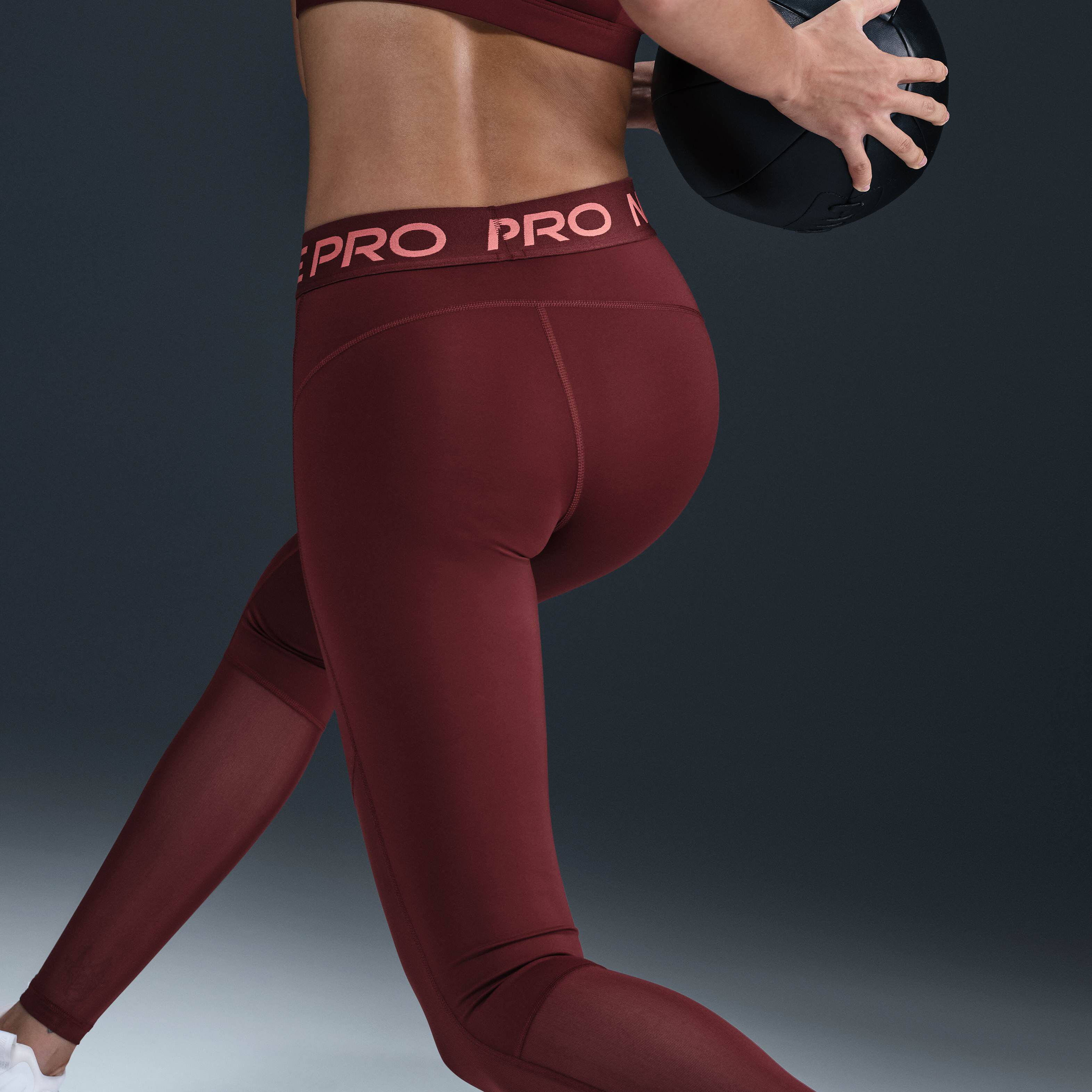 نايكي برو image number 2