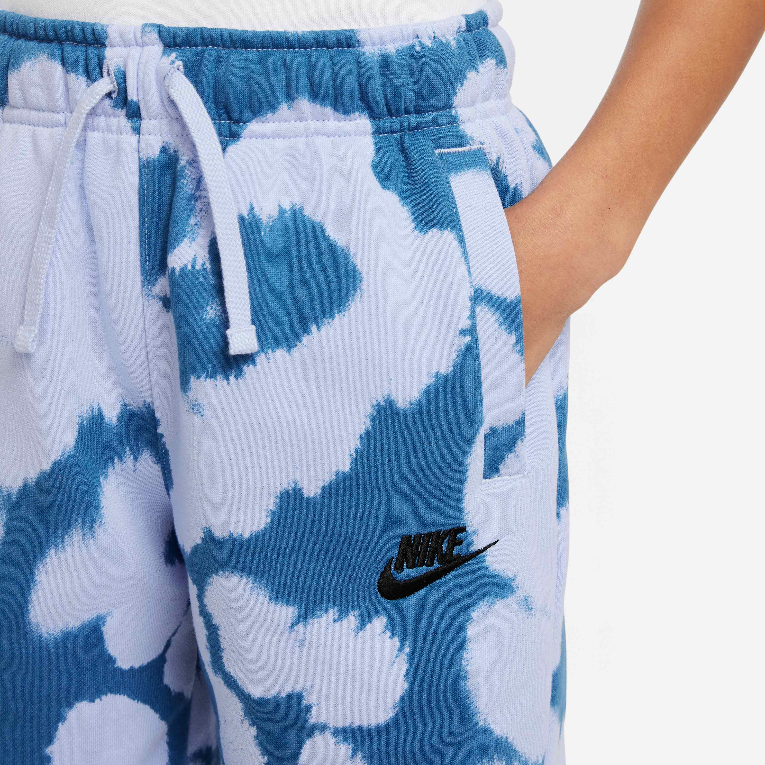 Nike Sportswear image number 3