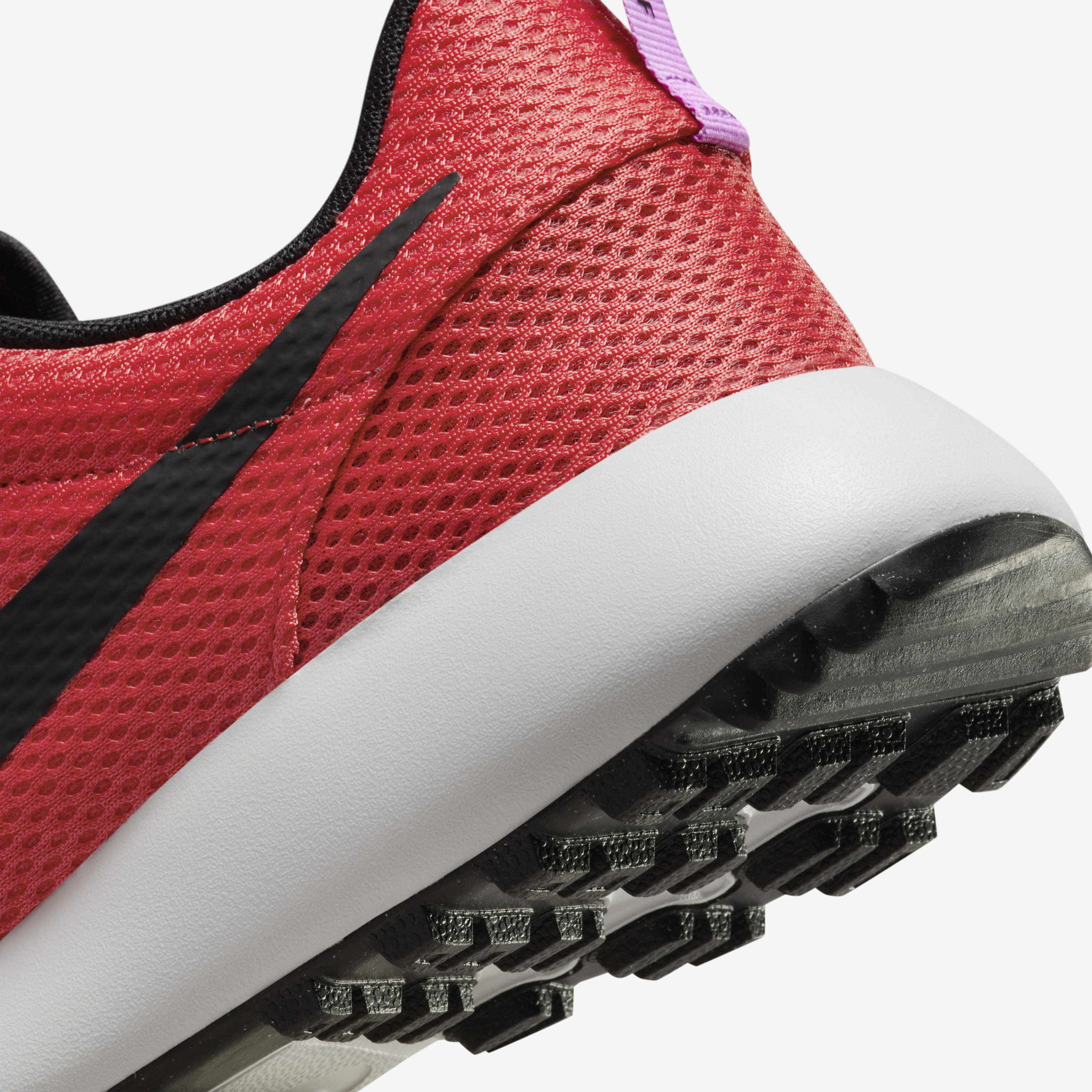 Buy Roshe G Next Nature Men s Golf Shoes Track Red Rush Fuchsia Photon Dust Black Nike UAE Official