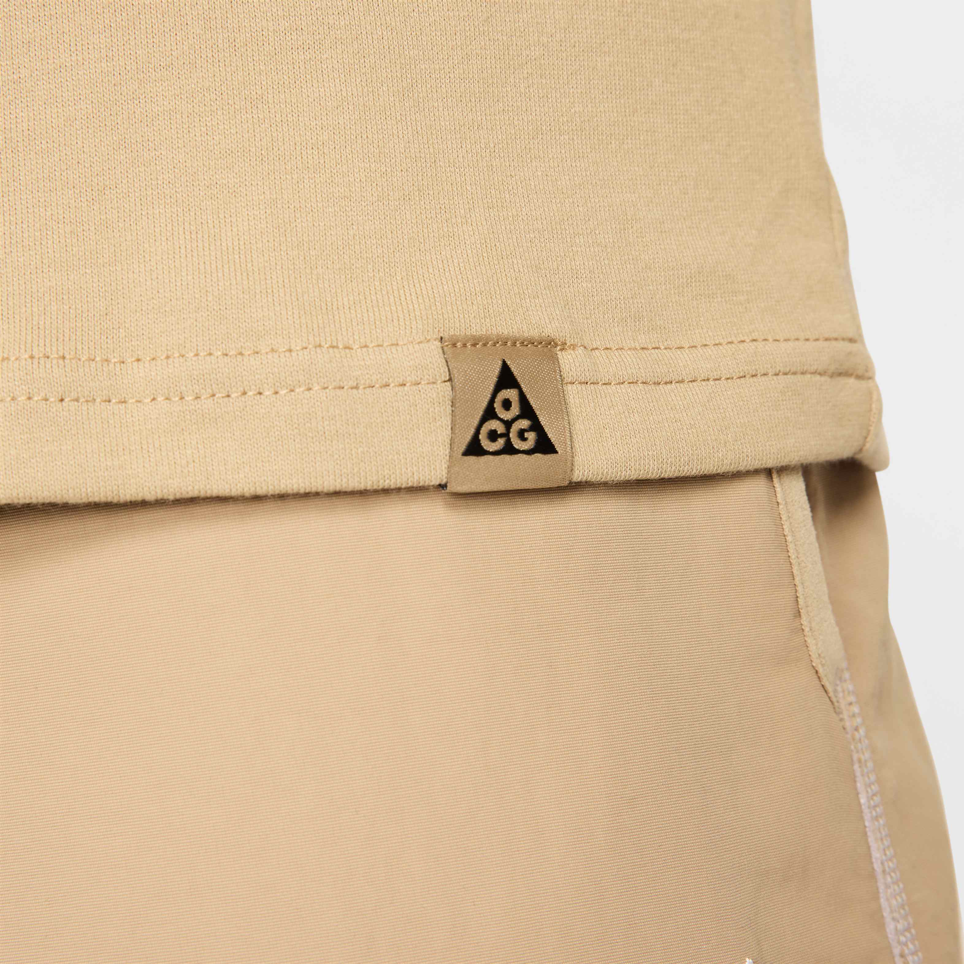 نايكي ايه سي جي 'ووكنج تري' image number 3