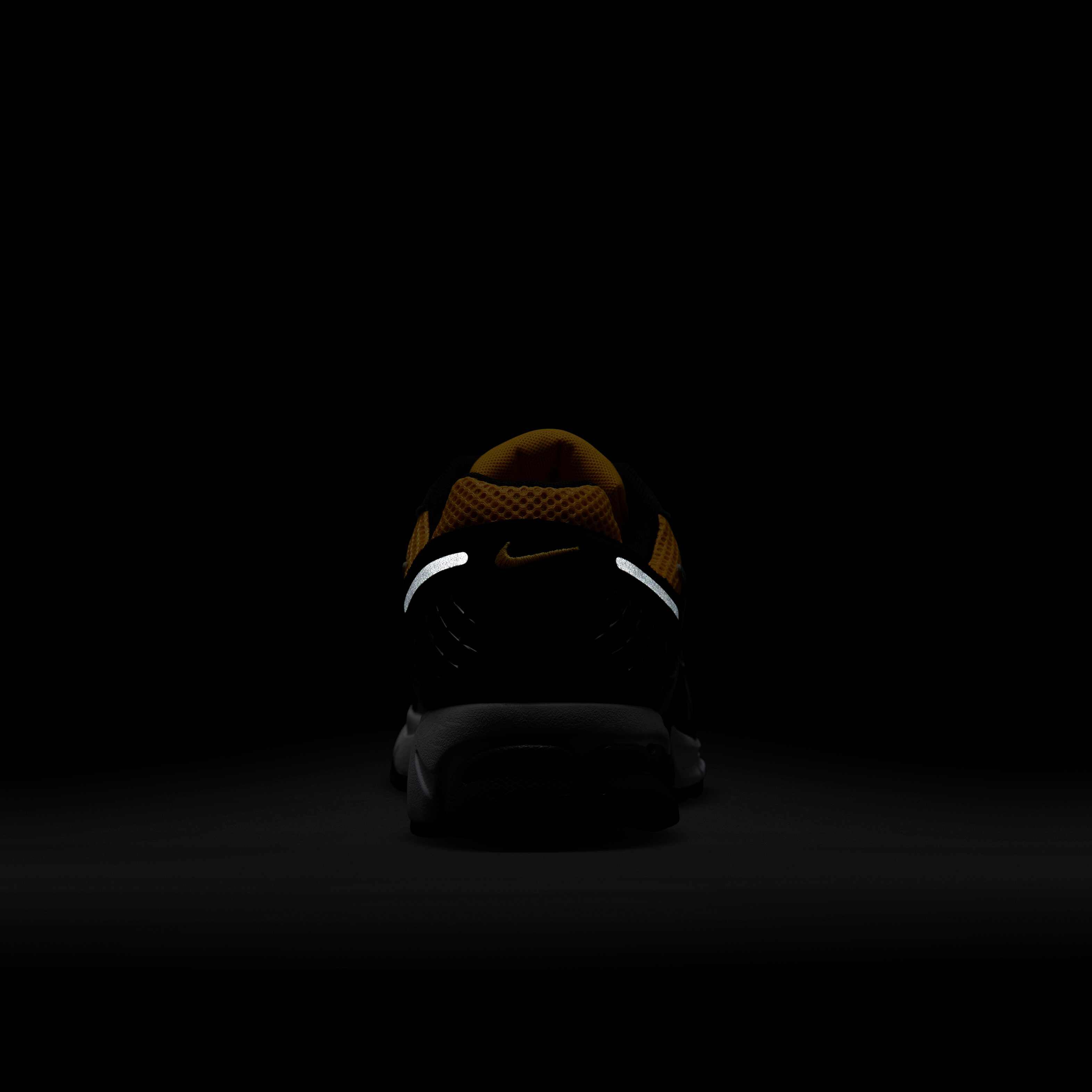 نايكي زووم فوميرو 5 image number 9