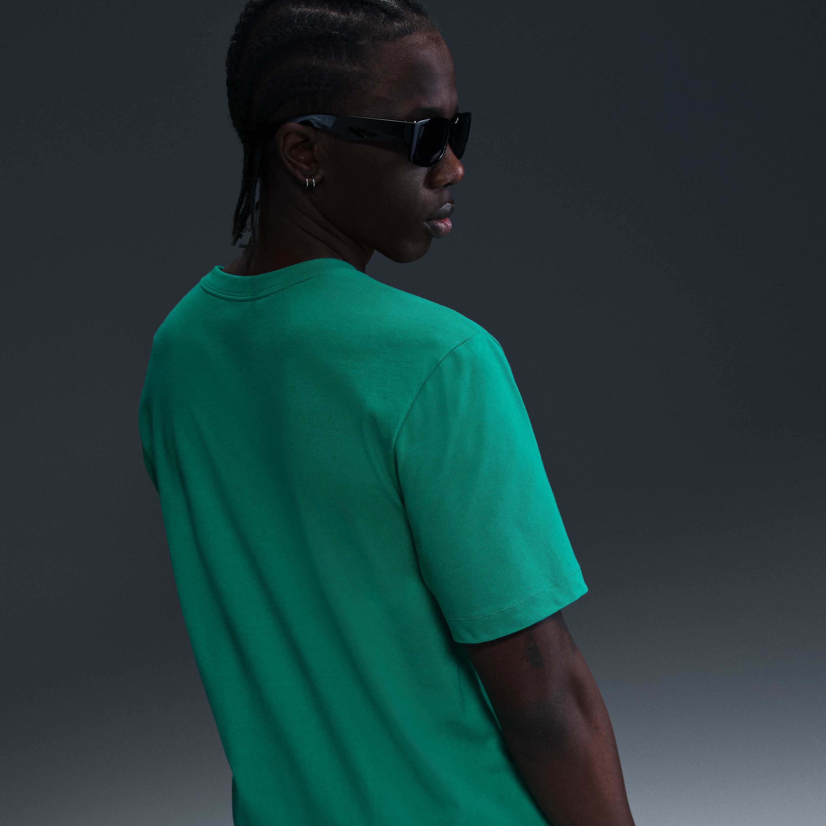 Nike Sportswear Swoosh image number 1