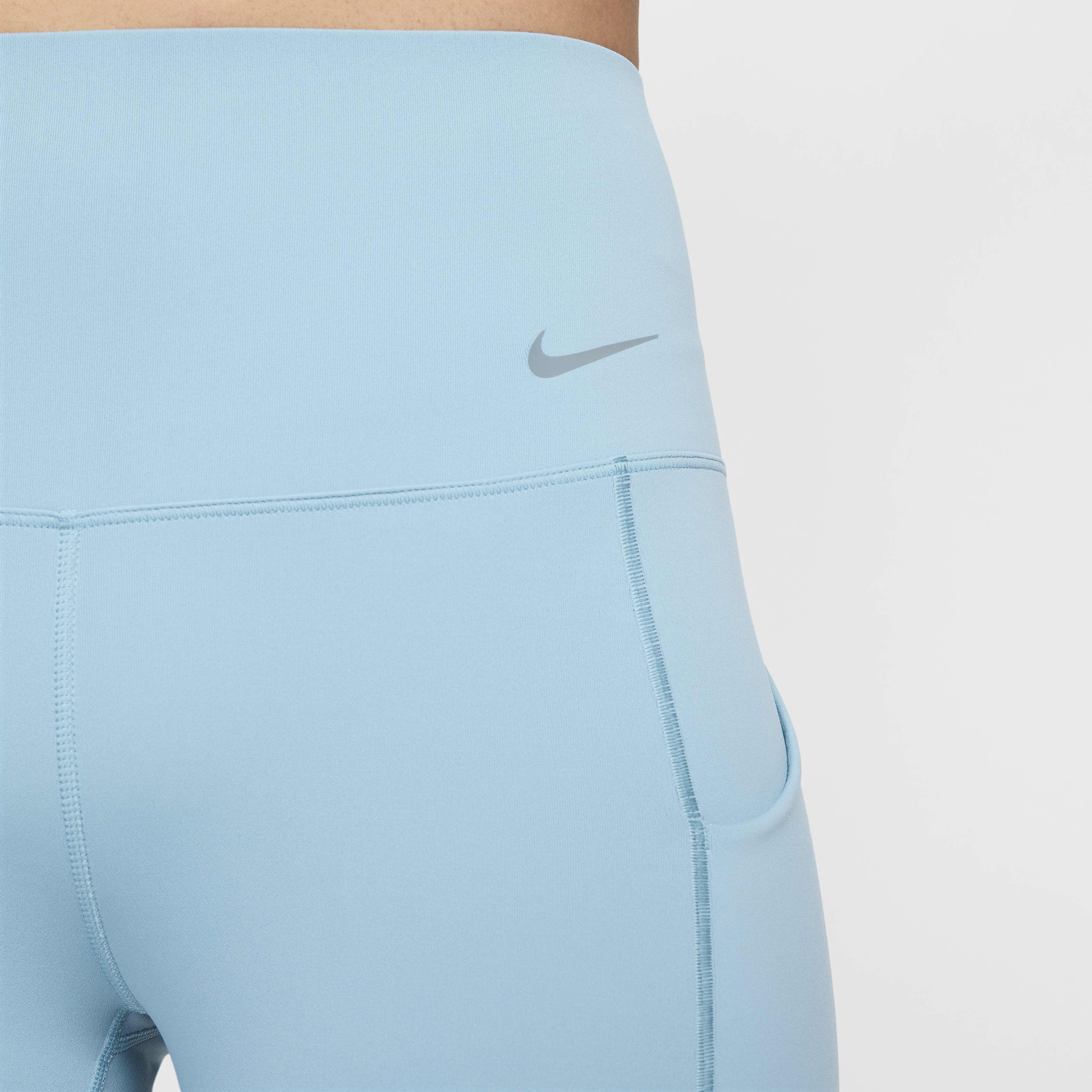 Nike Universa image number 4