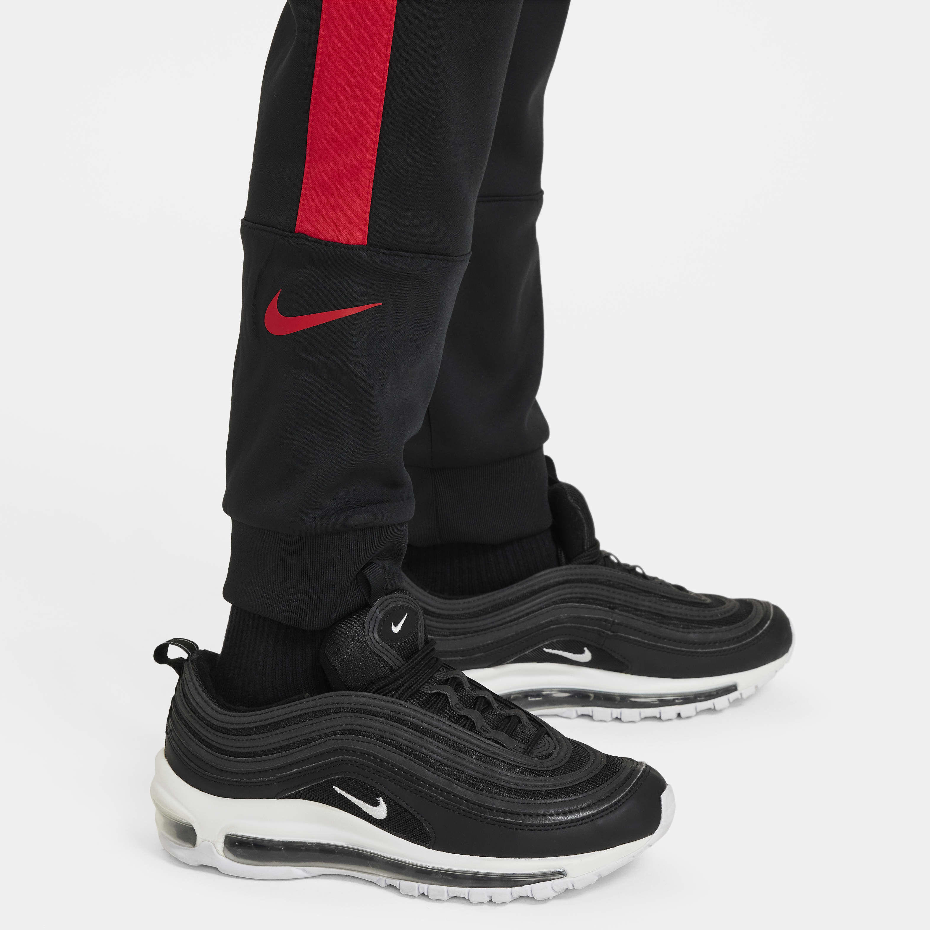 اير image number 5