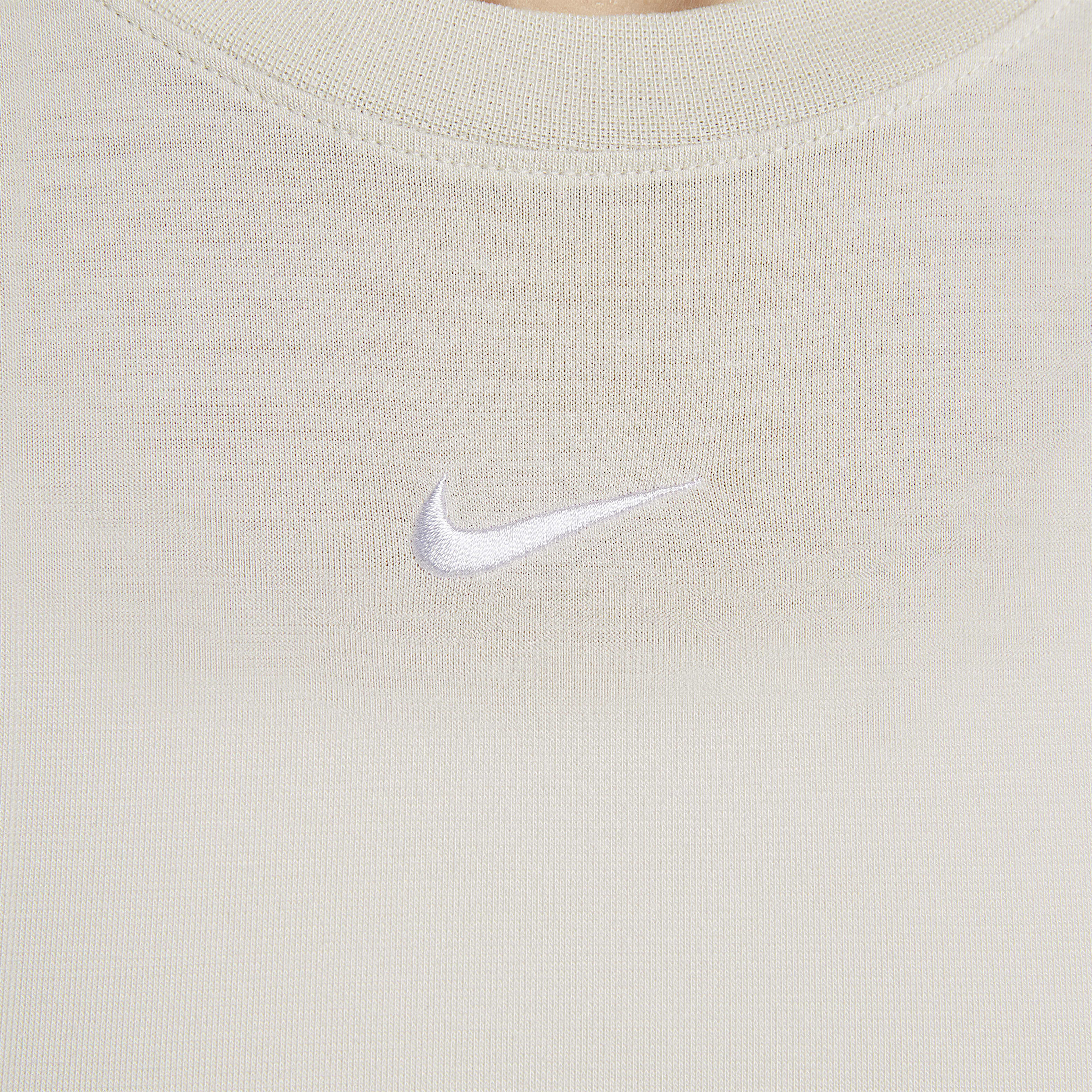 Nike Sportswear Essential image number 3