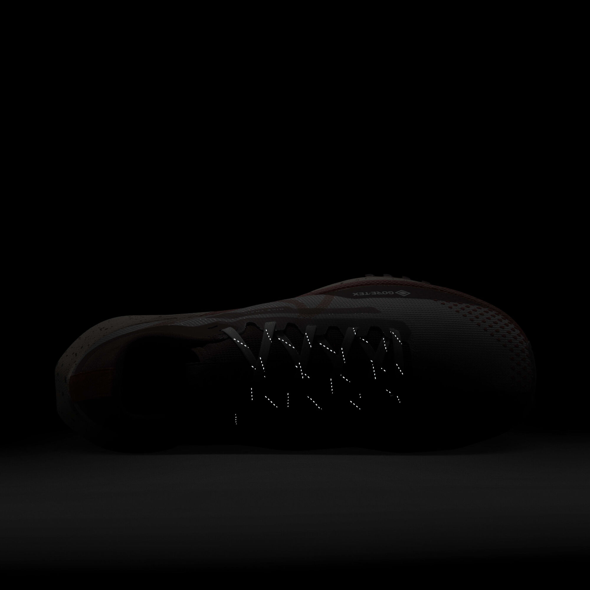 Zoom image