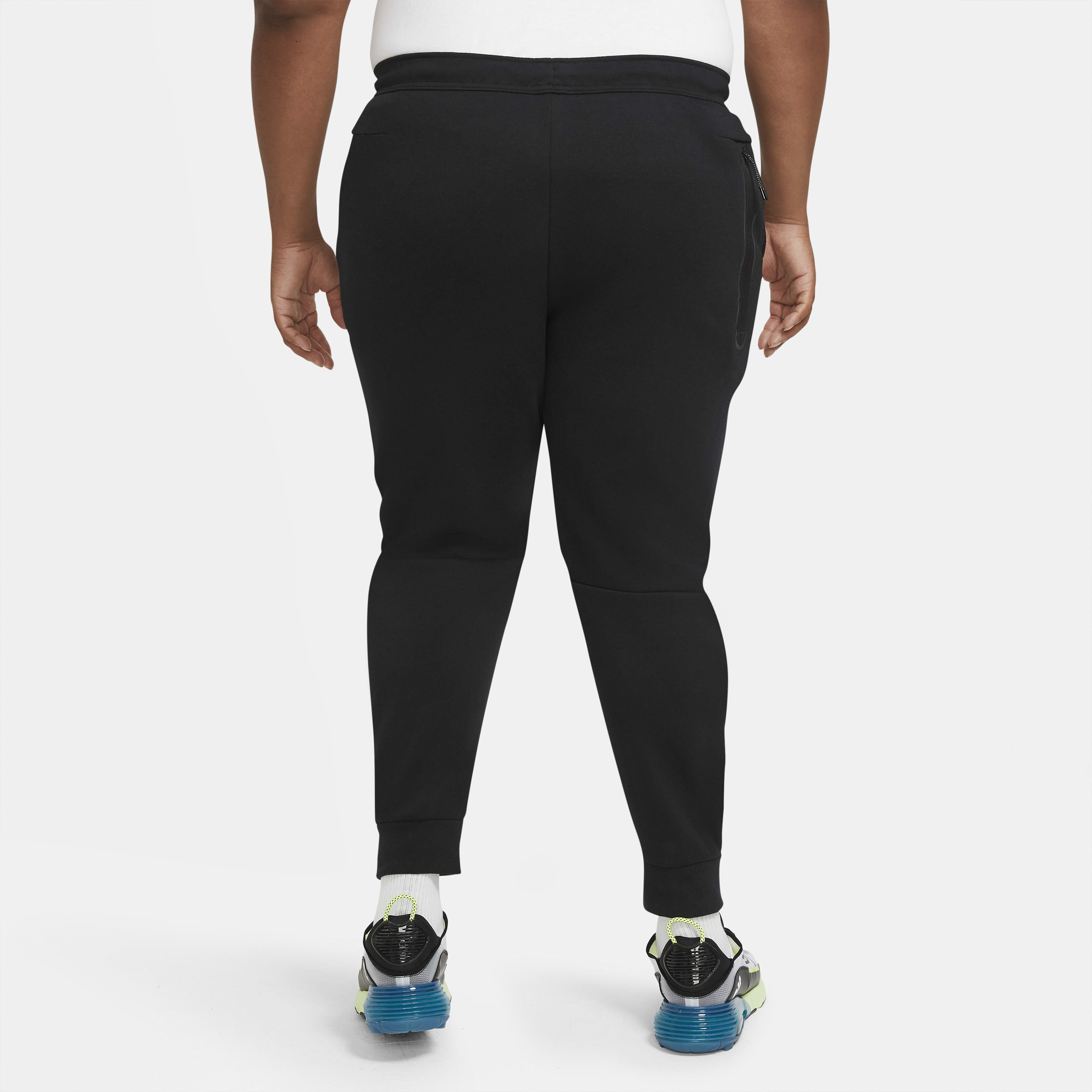 Nike tech fleece joggers size new arrivals