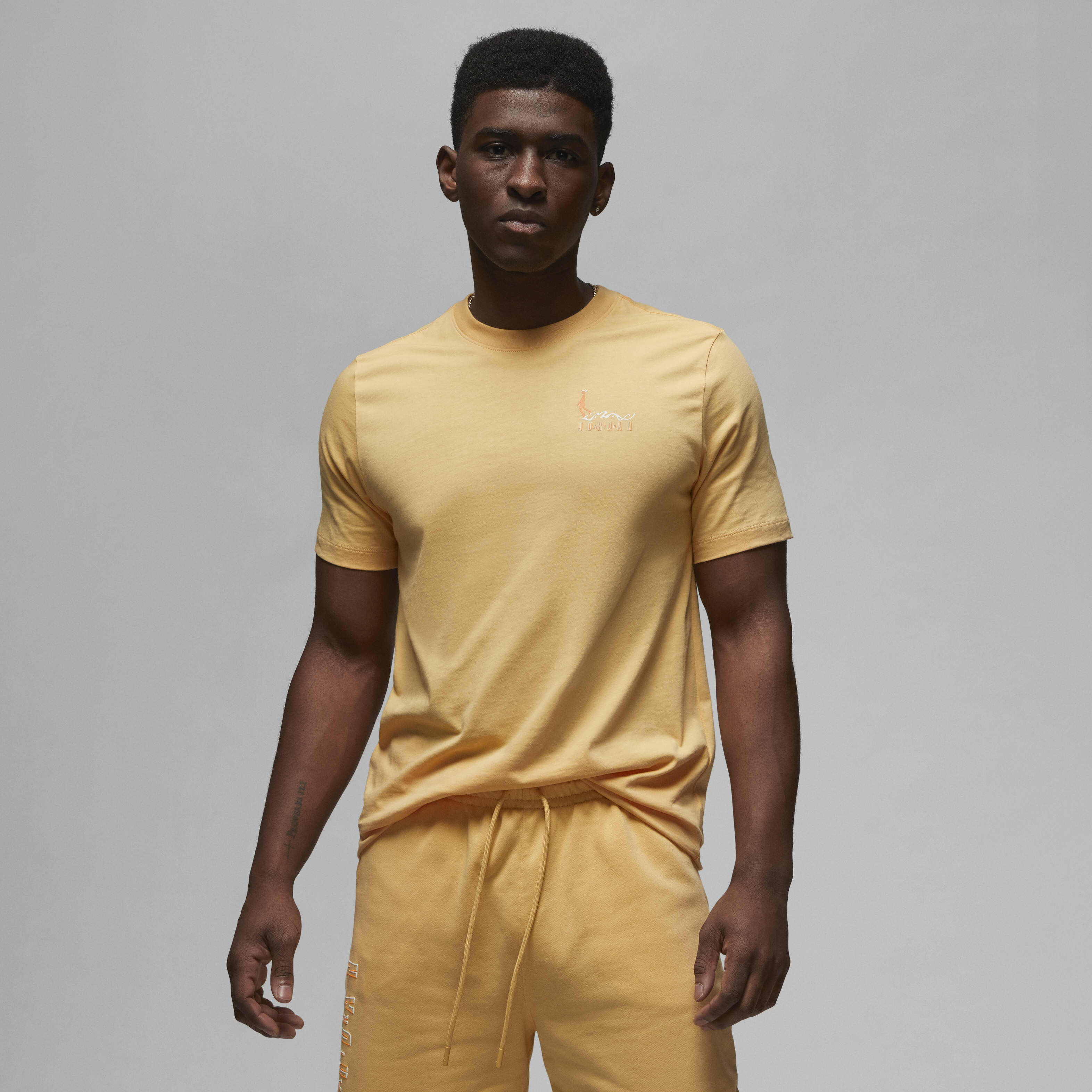 جوردن ايسنشالز image number 0