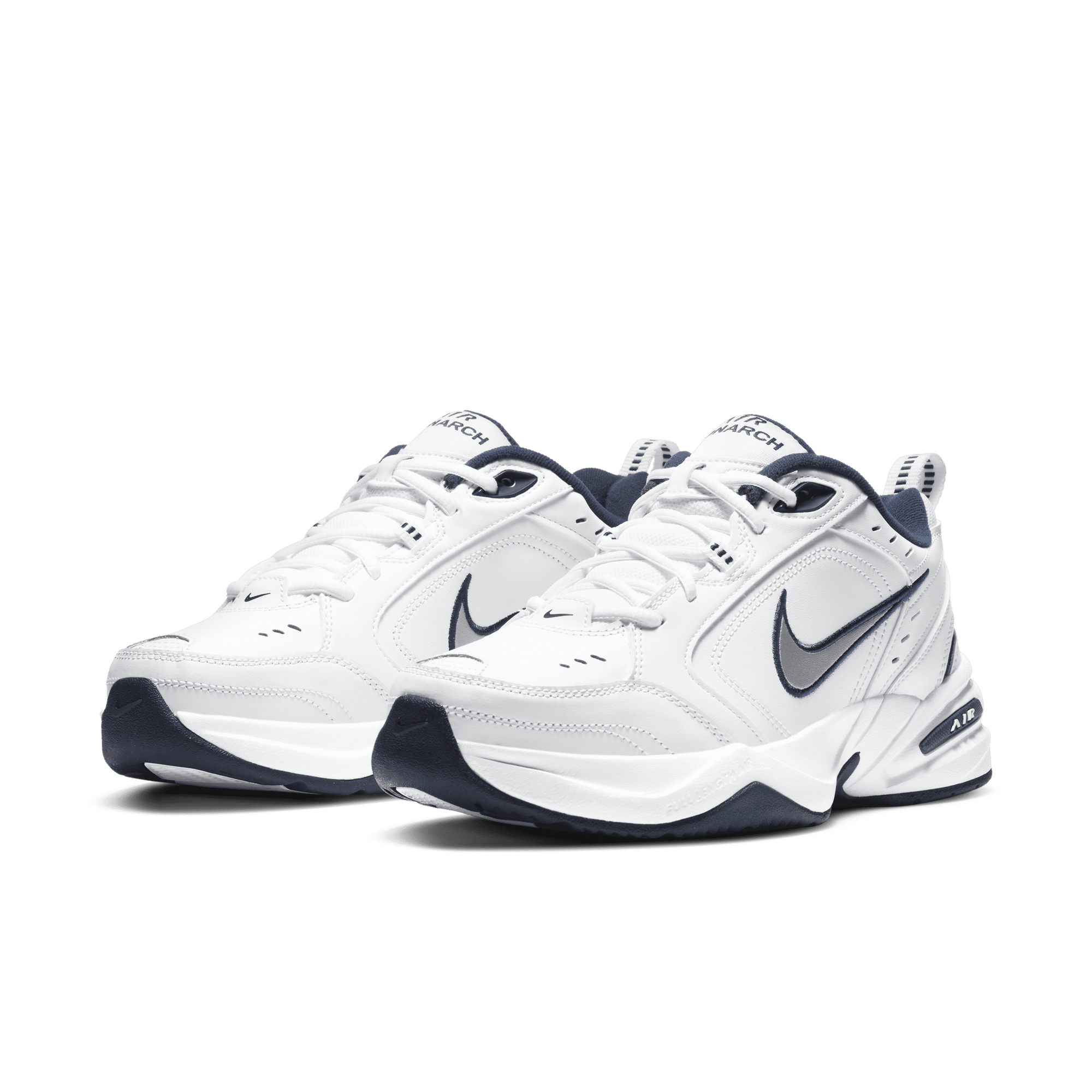 Nike air cheap monarch size