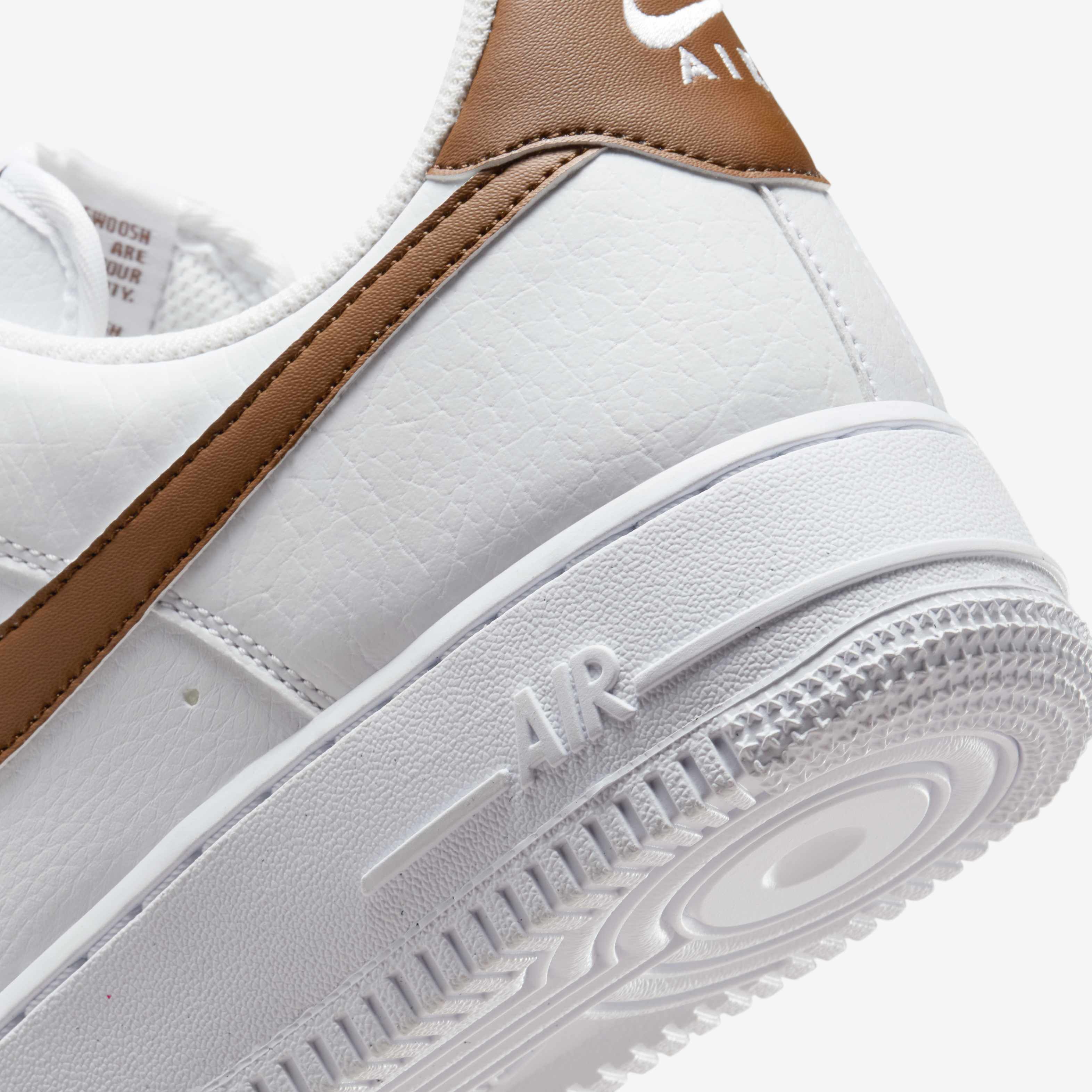 نايكي اير فورس 1 07' نيكست نيتشر image number 7