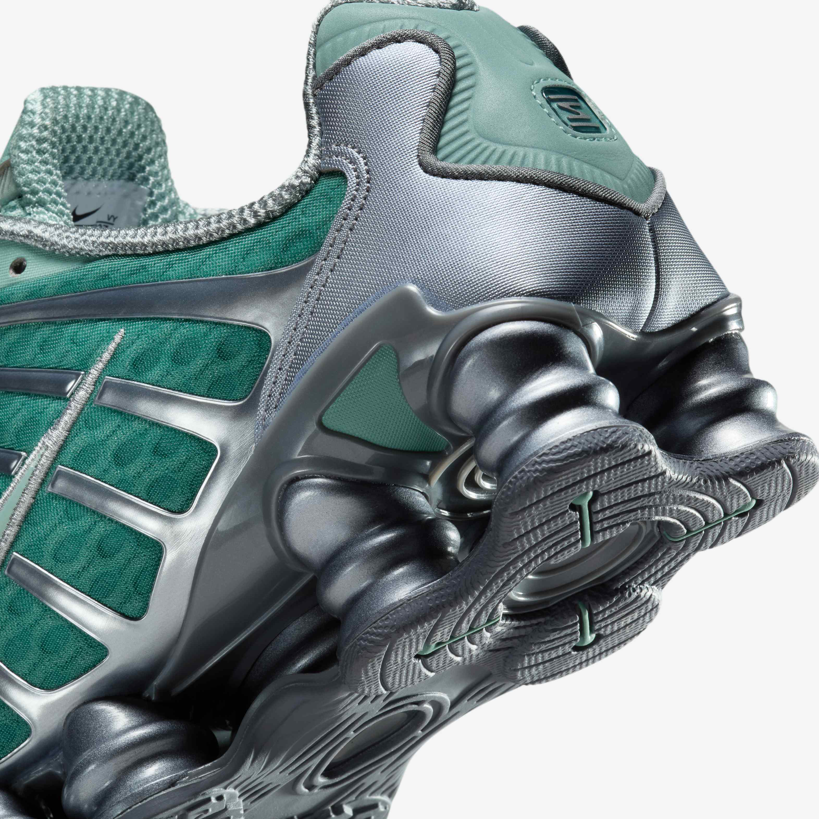 Nike Shox TL image number 7