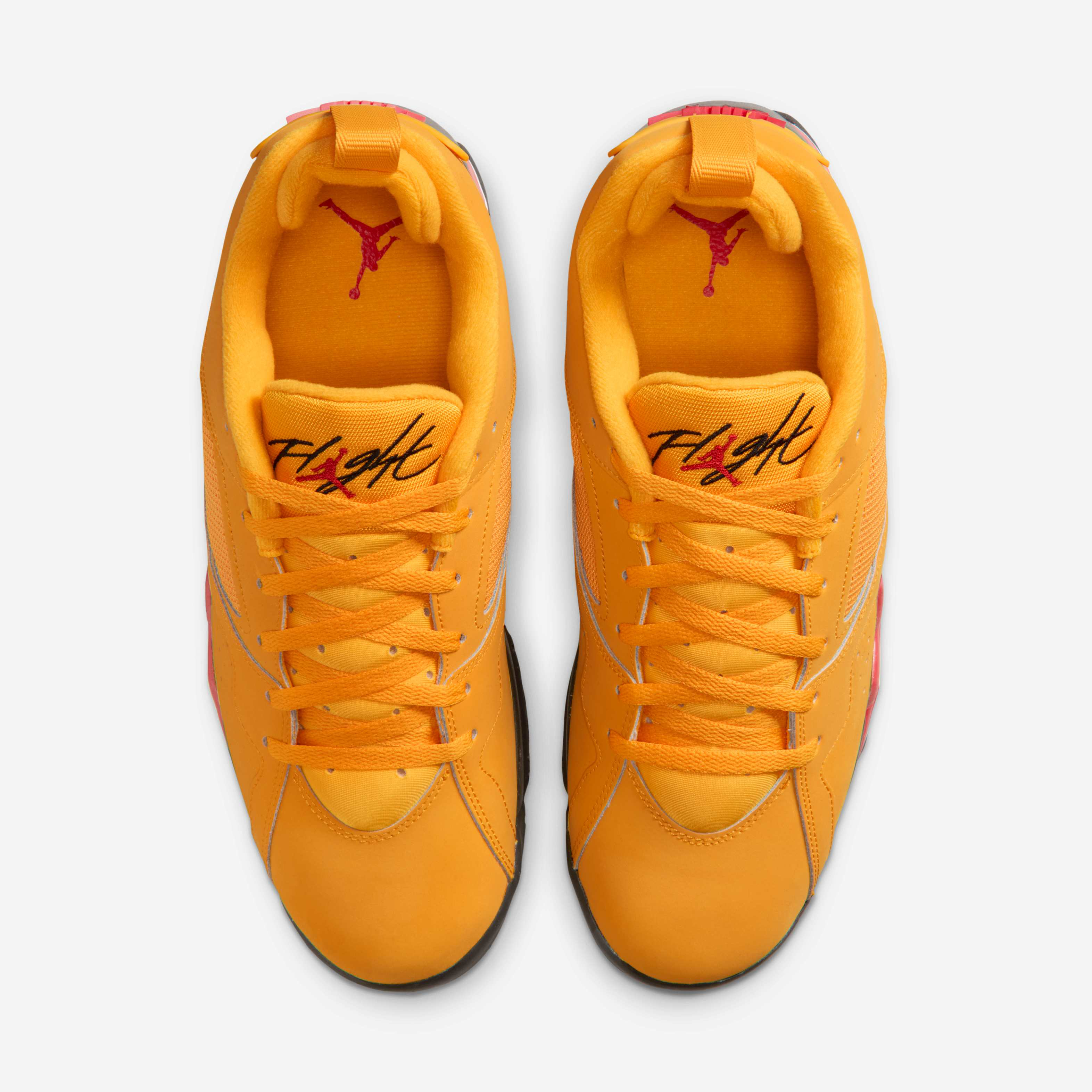 Air Jordan MVP 92 image number 3
