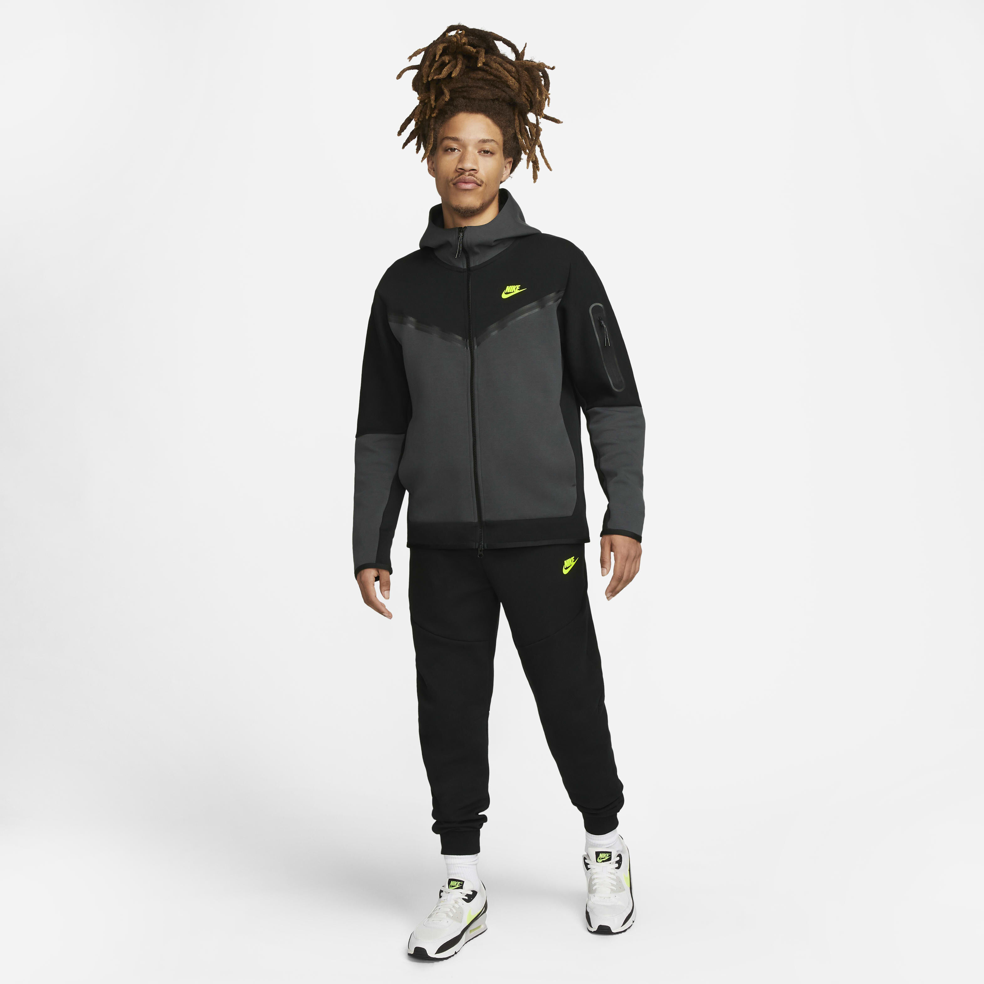 Buy Nike Sportswear Tech Fleece Men s Joggers Nike UAE Official
