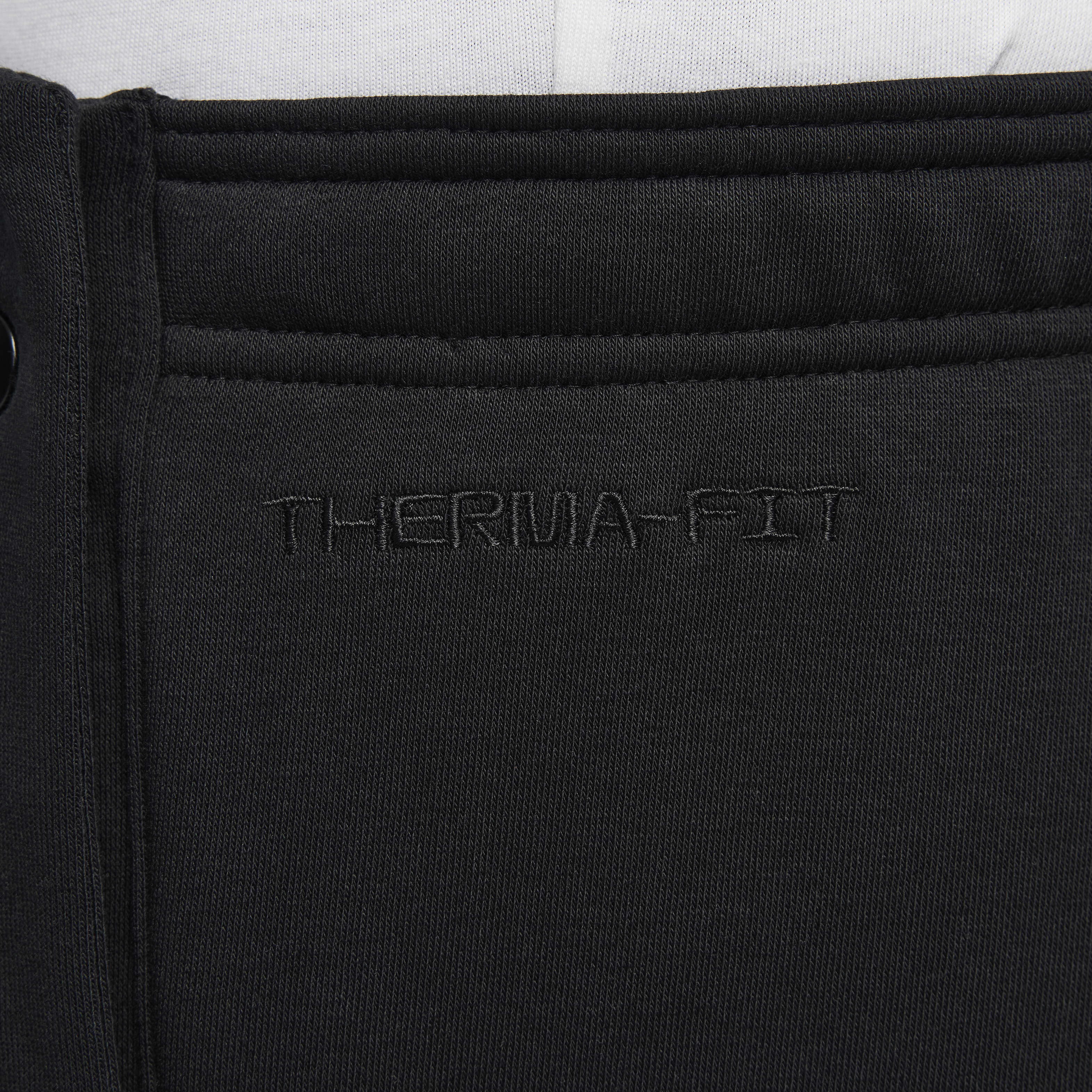 LeBron Standard Issue image number 16