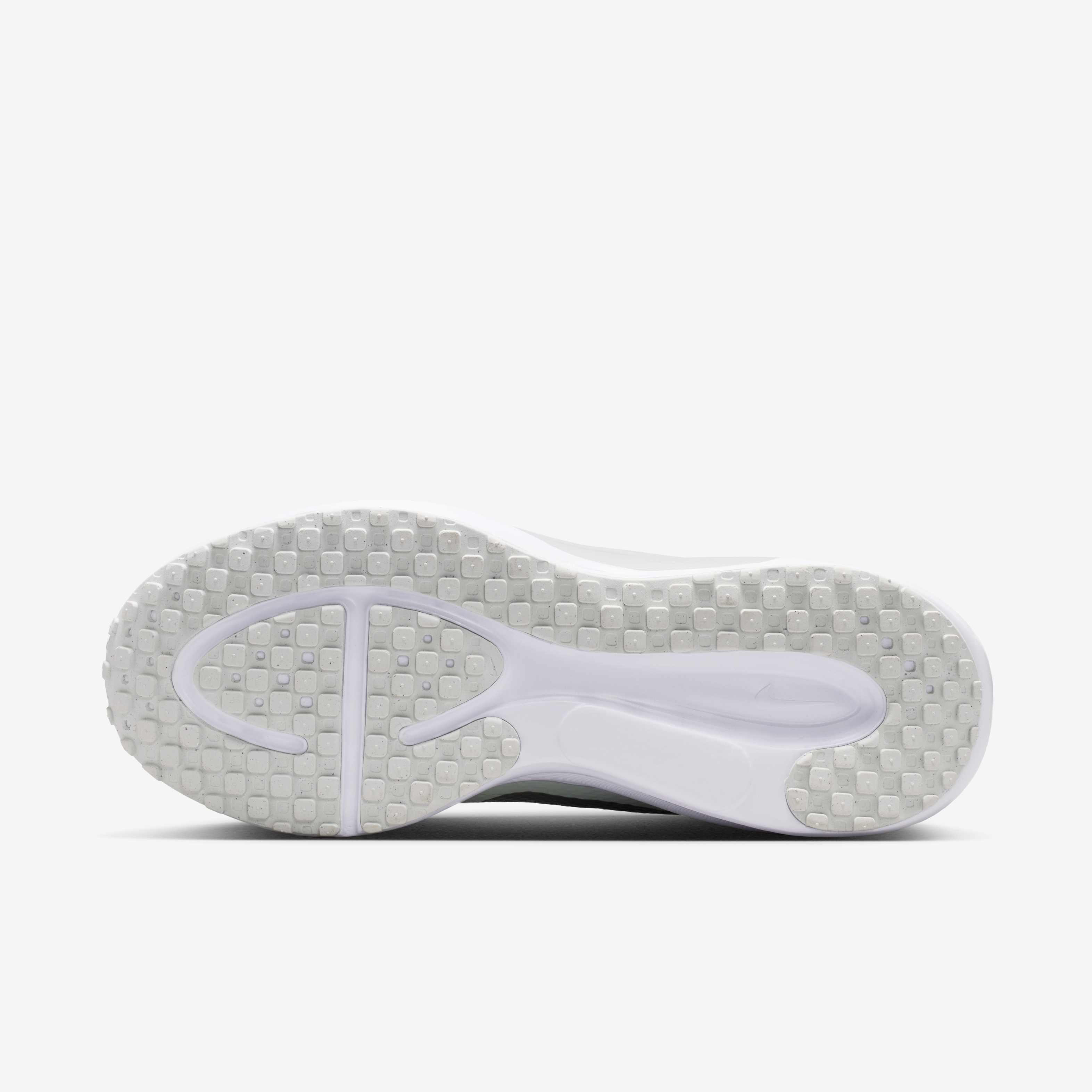 Nike Revolution 8 image number 1