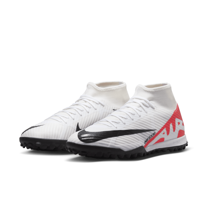 Nike football shoes price in dubai sale
