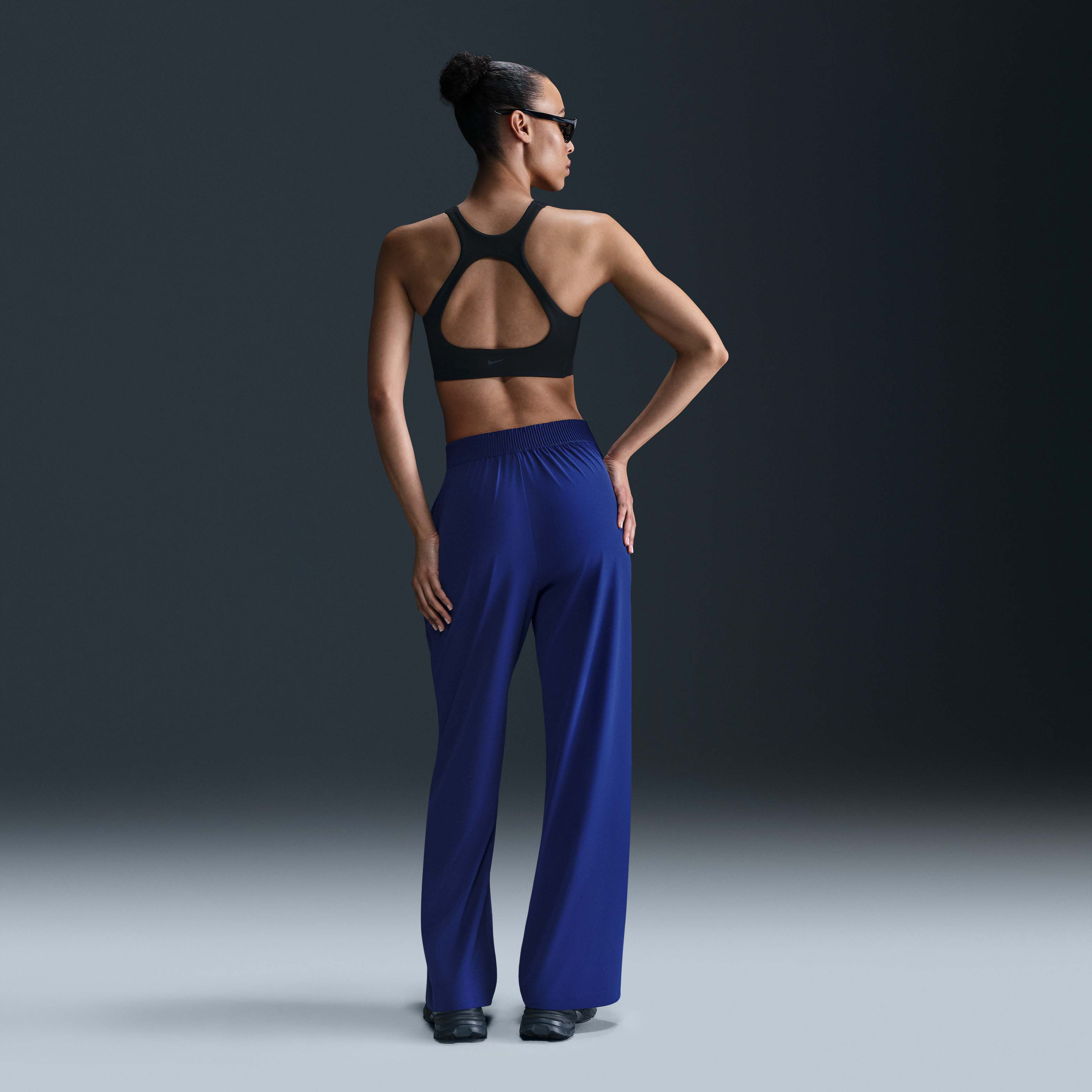 نايكي 24.7 بيرفكت ستريتش image number 3