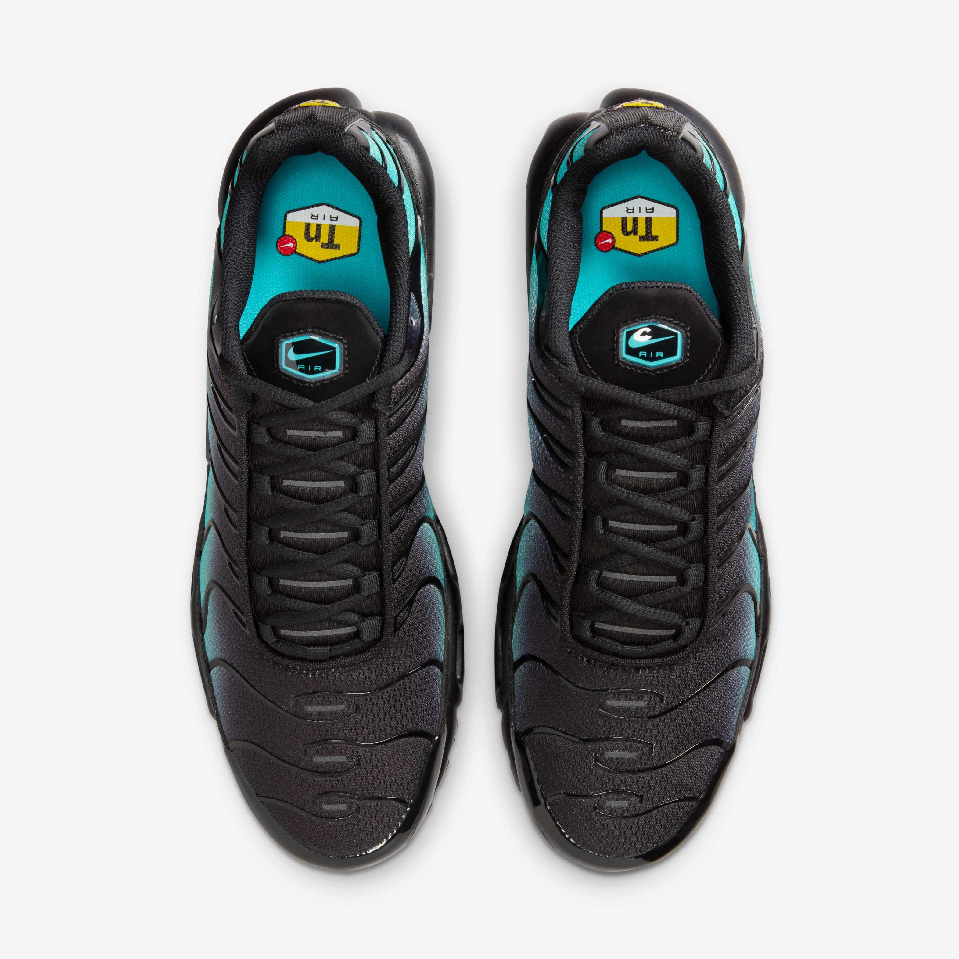Nike Air Max Plus image number 3