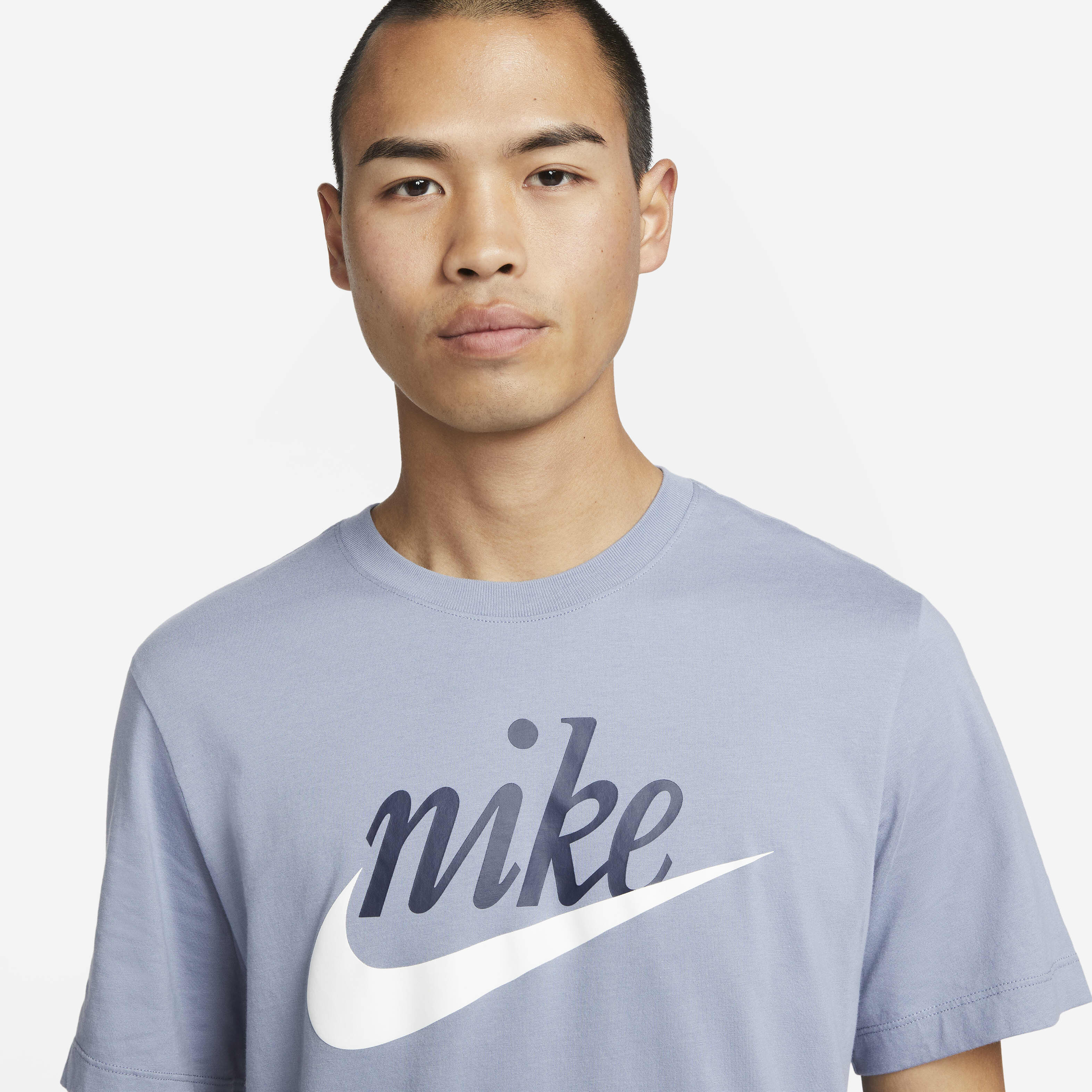 Nike Sportswear image number 2