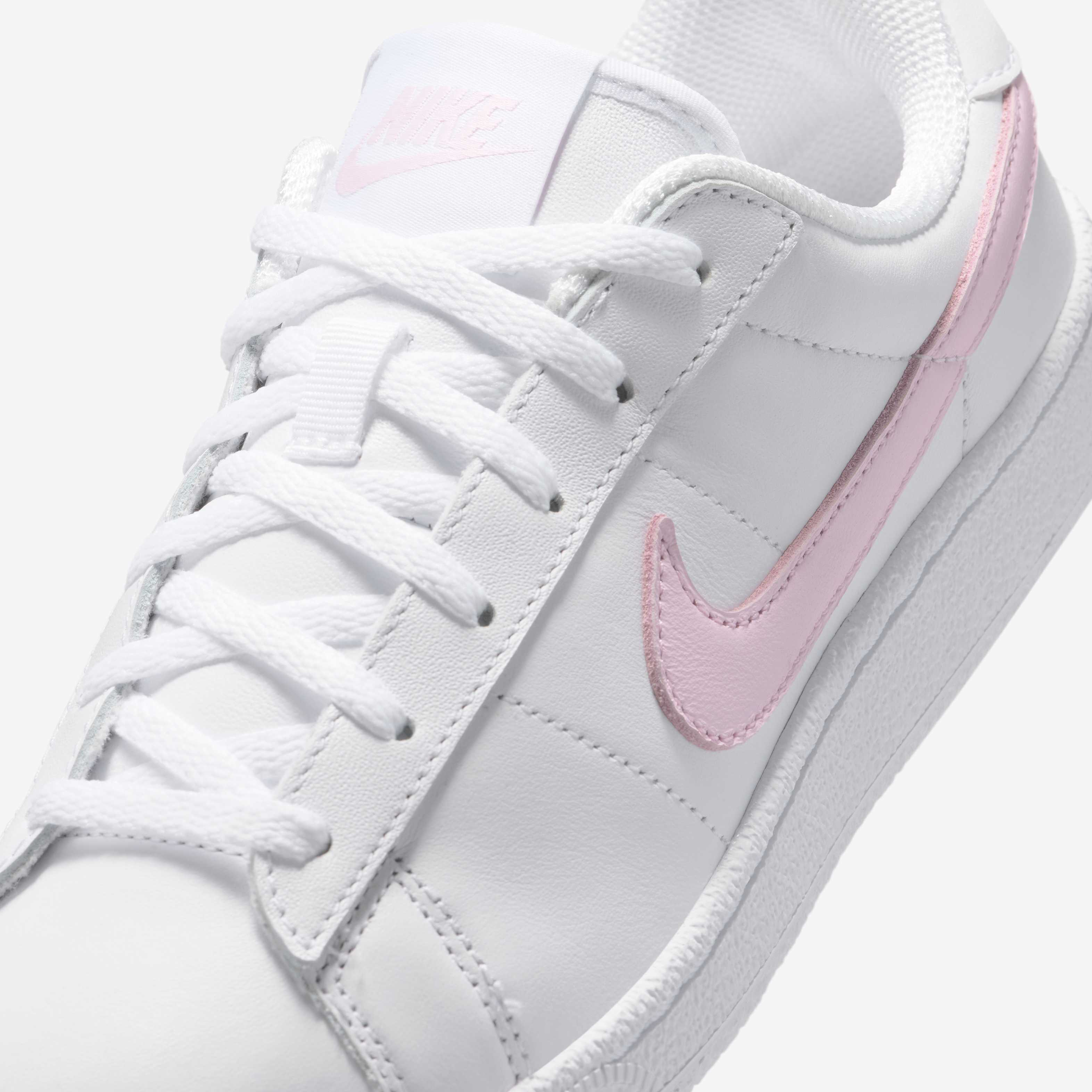 Nike Tennis Classic image number 6