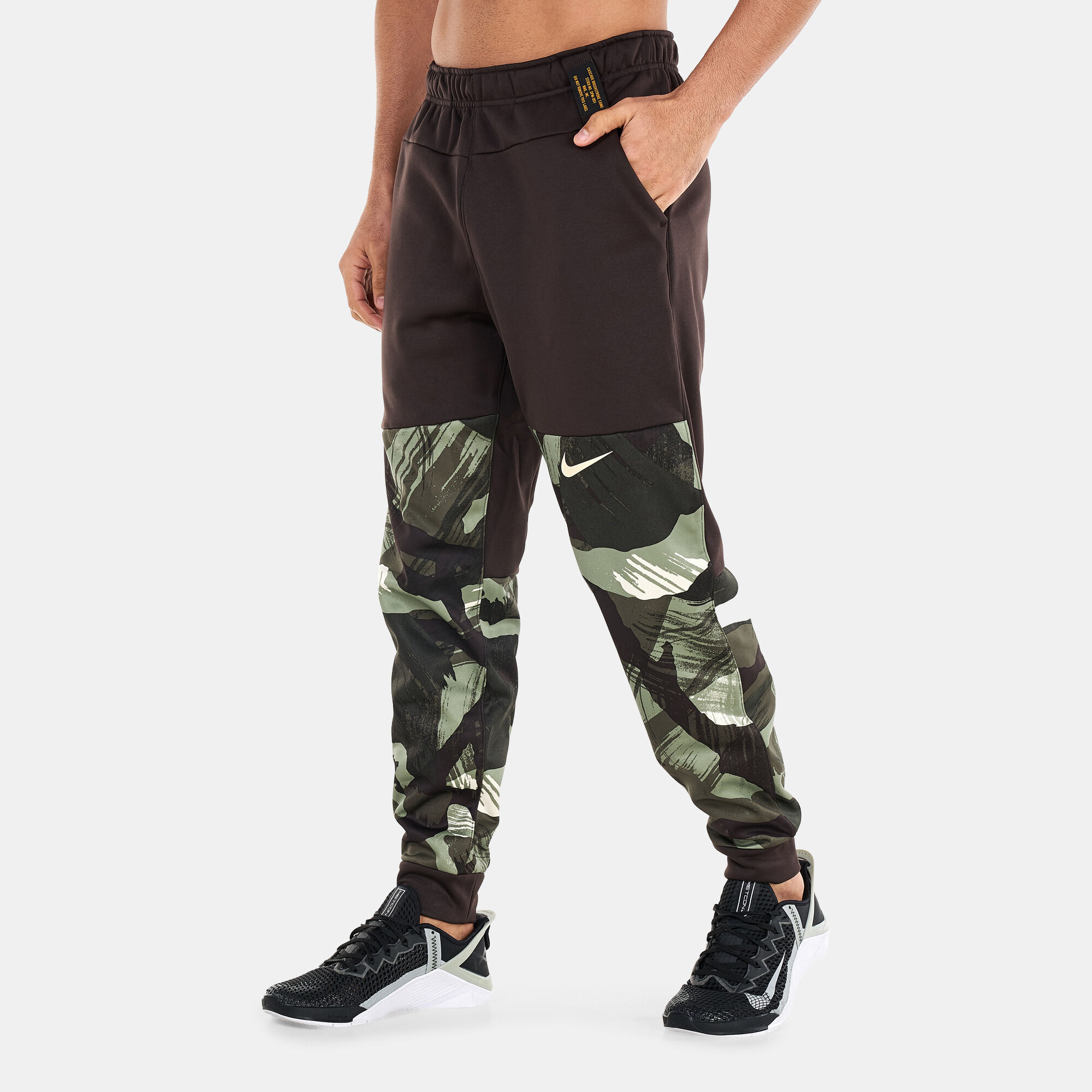 Camo outlet nike sweats