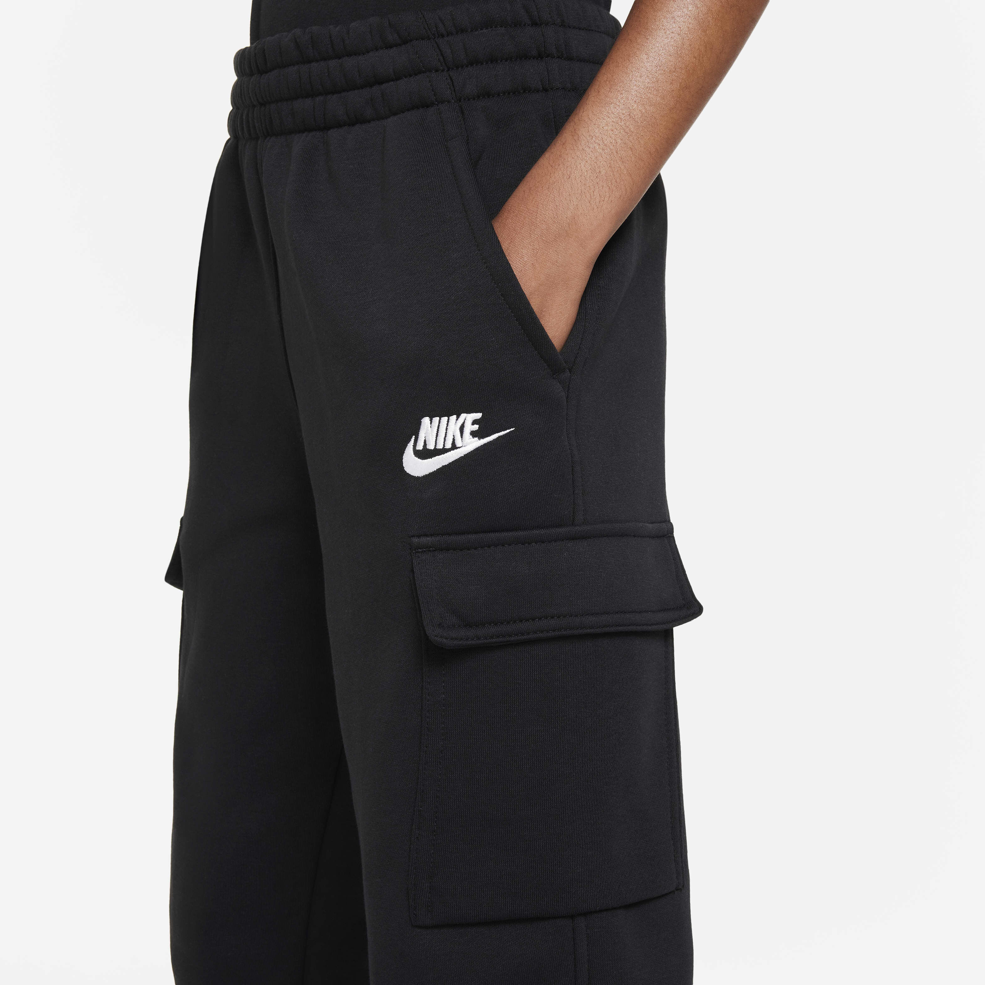 Nike club fleece cargo joggers womens 2025